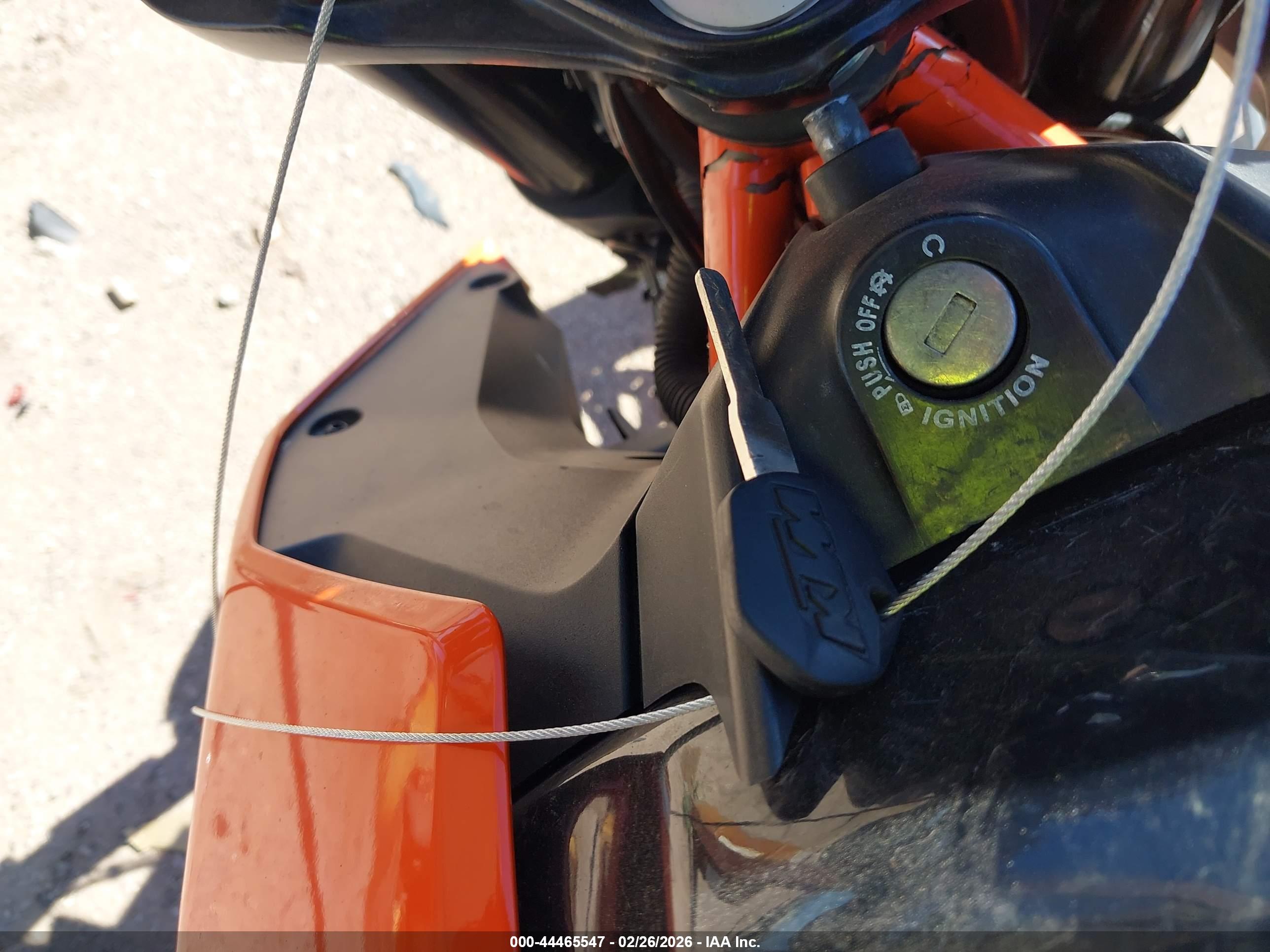 KTM 390 image 11