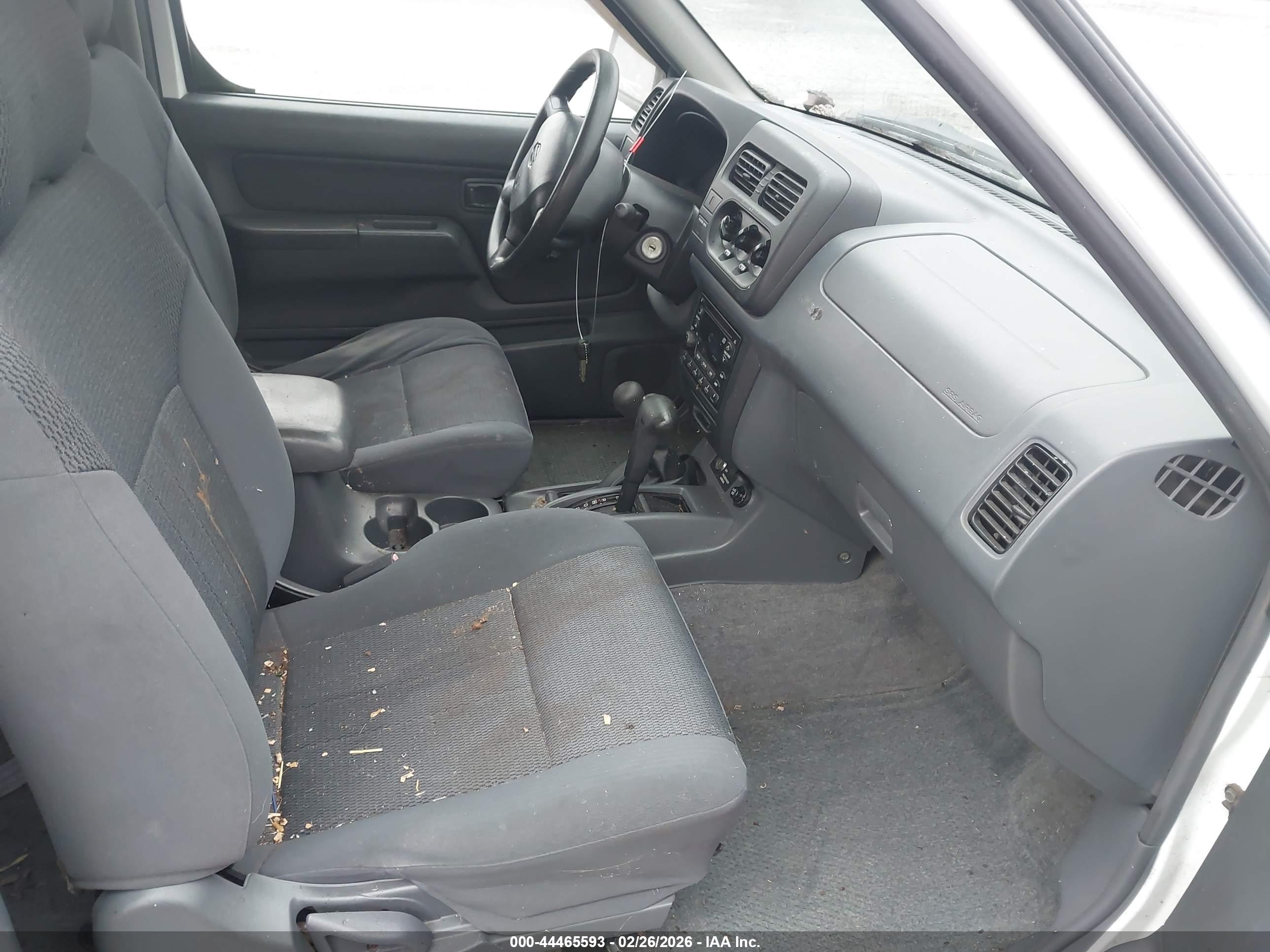 NISSAN FRONTIER image 5