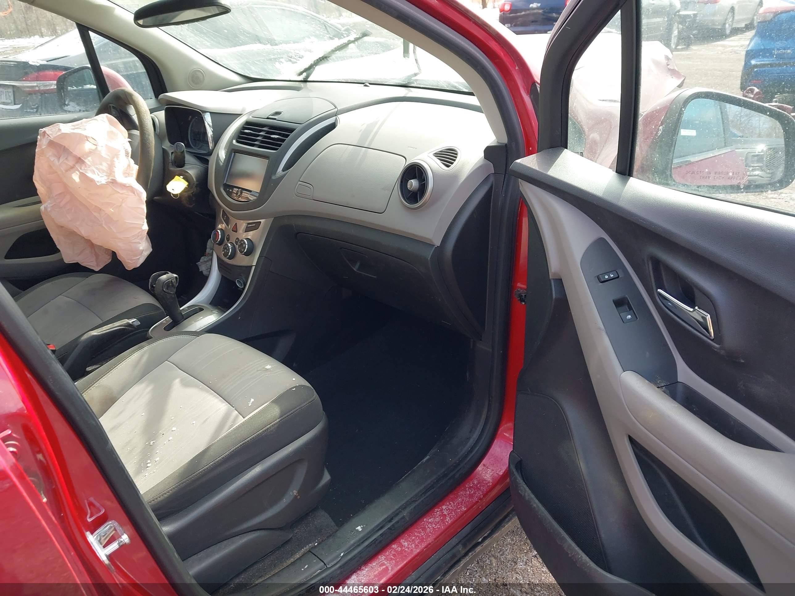 CHEVROLET TRAX image 5