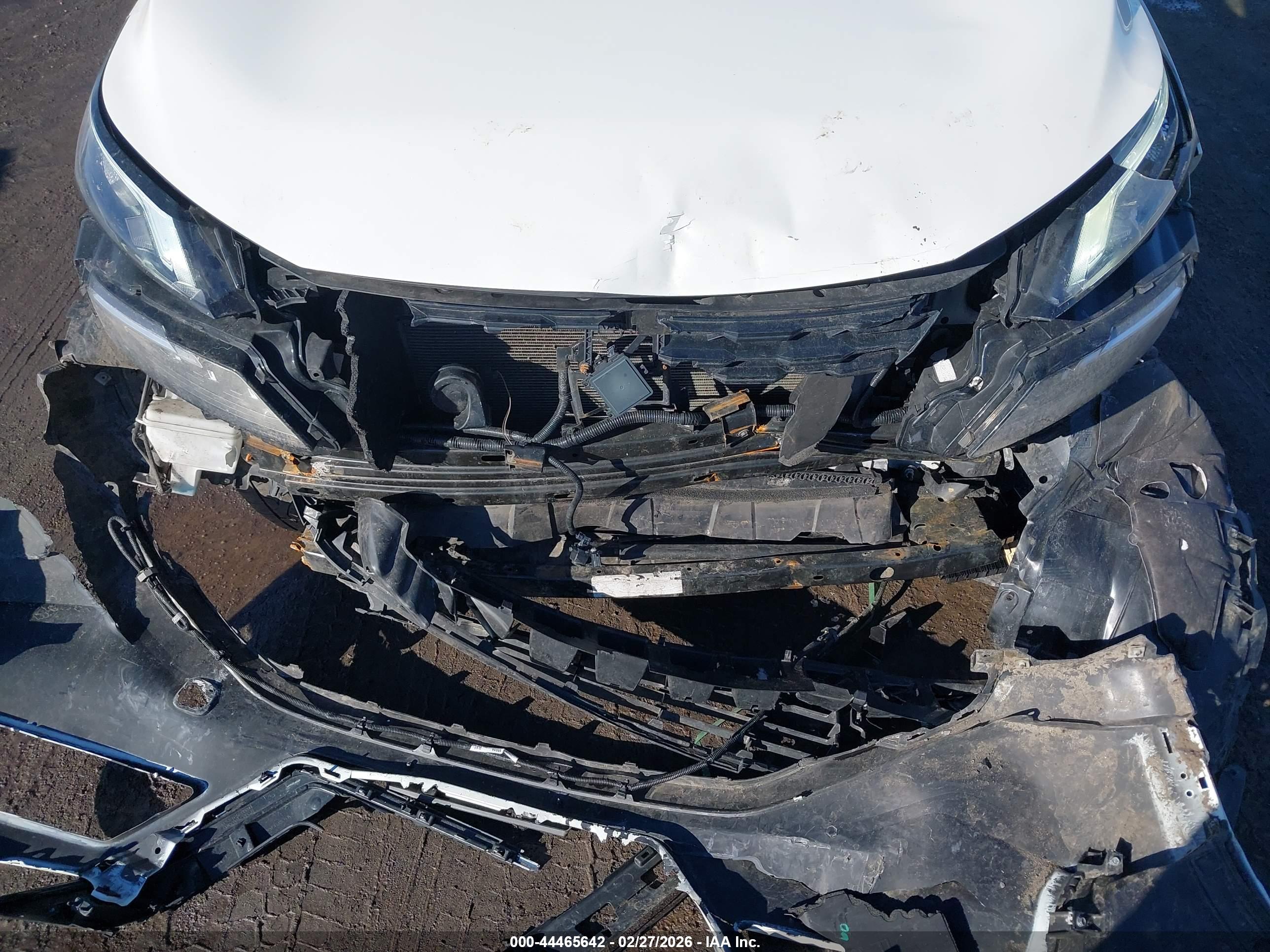 NISSAN ROGUE image 6