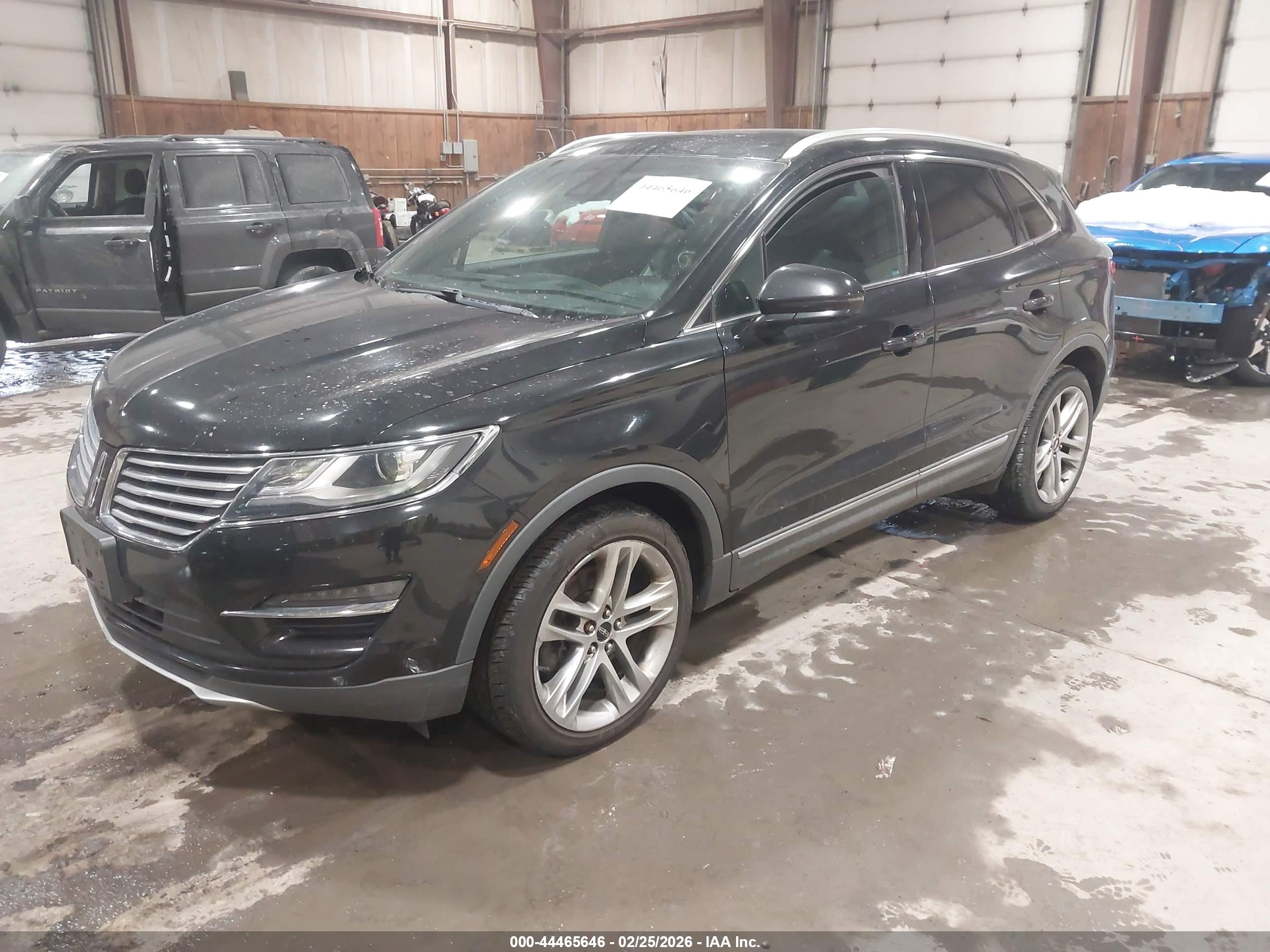 LINCOLN MKC image 2