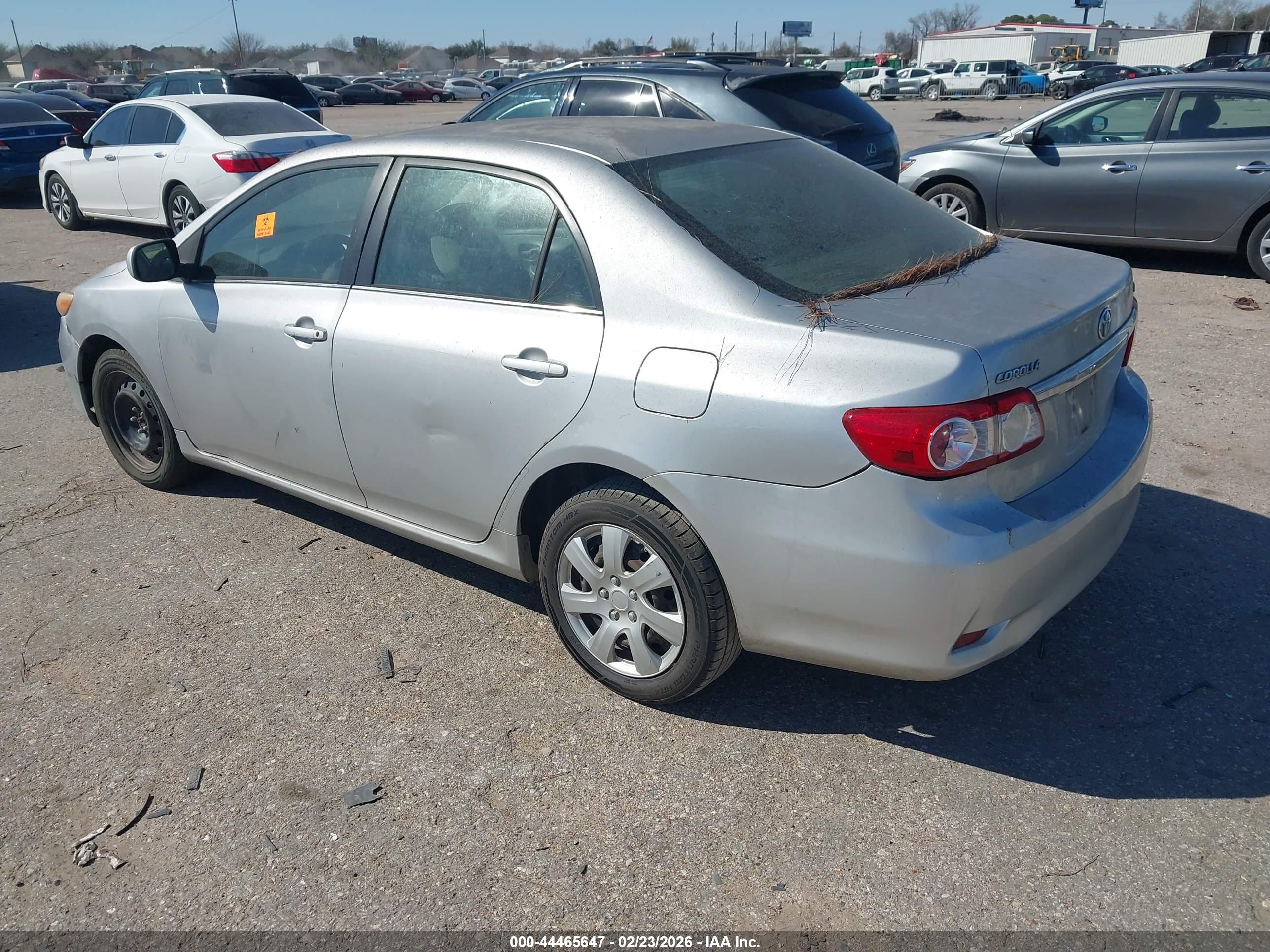 TOYOTA COROLLA image 3
