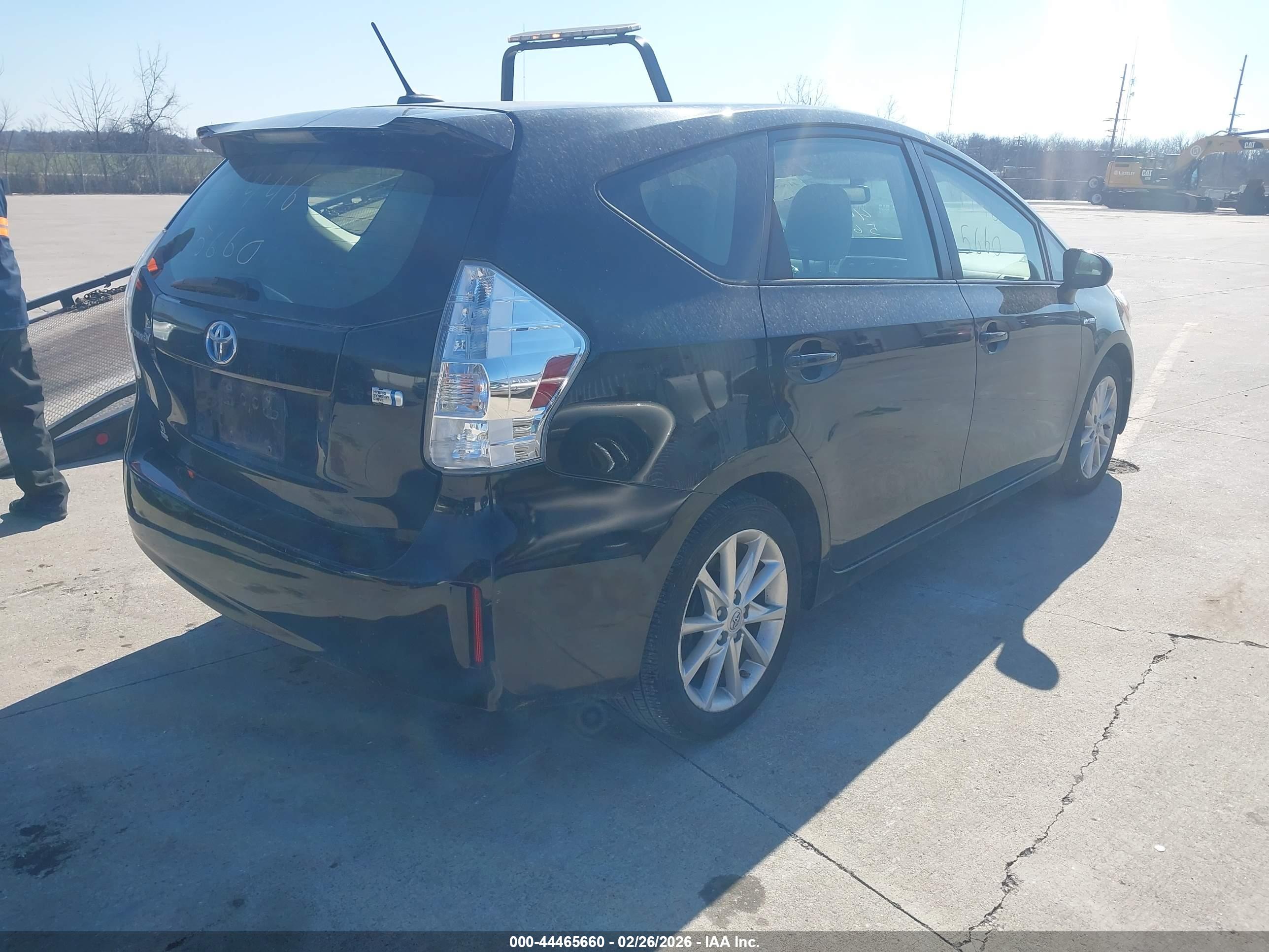 TOYOTA PRIUS image 4