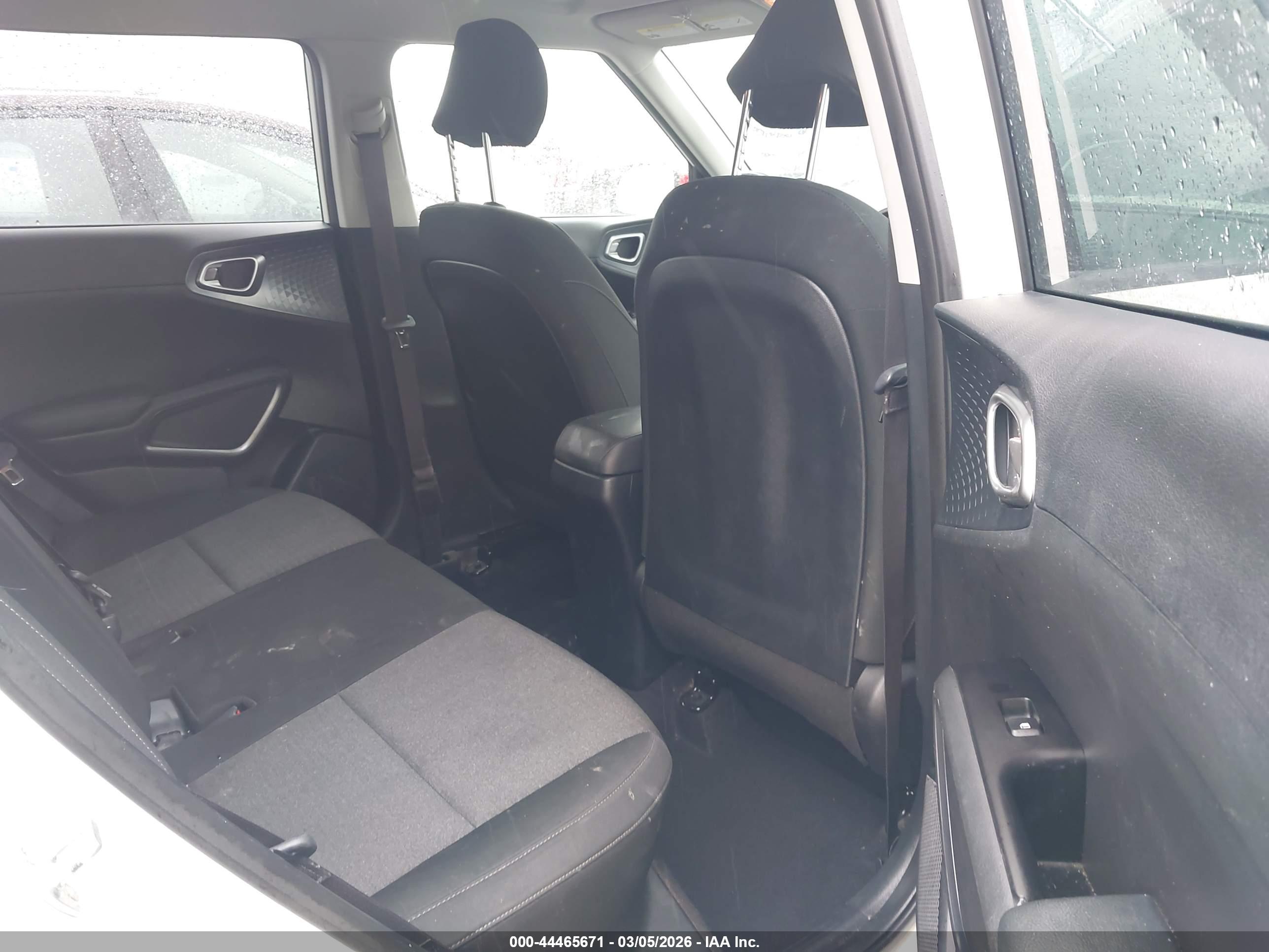 KIA SOUL image 8