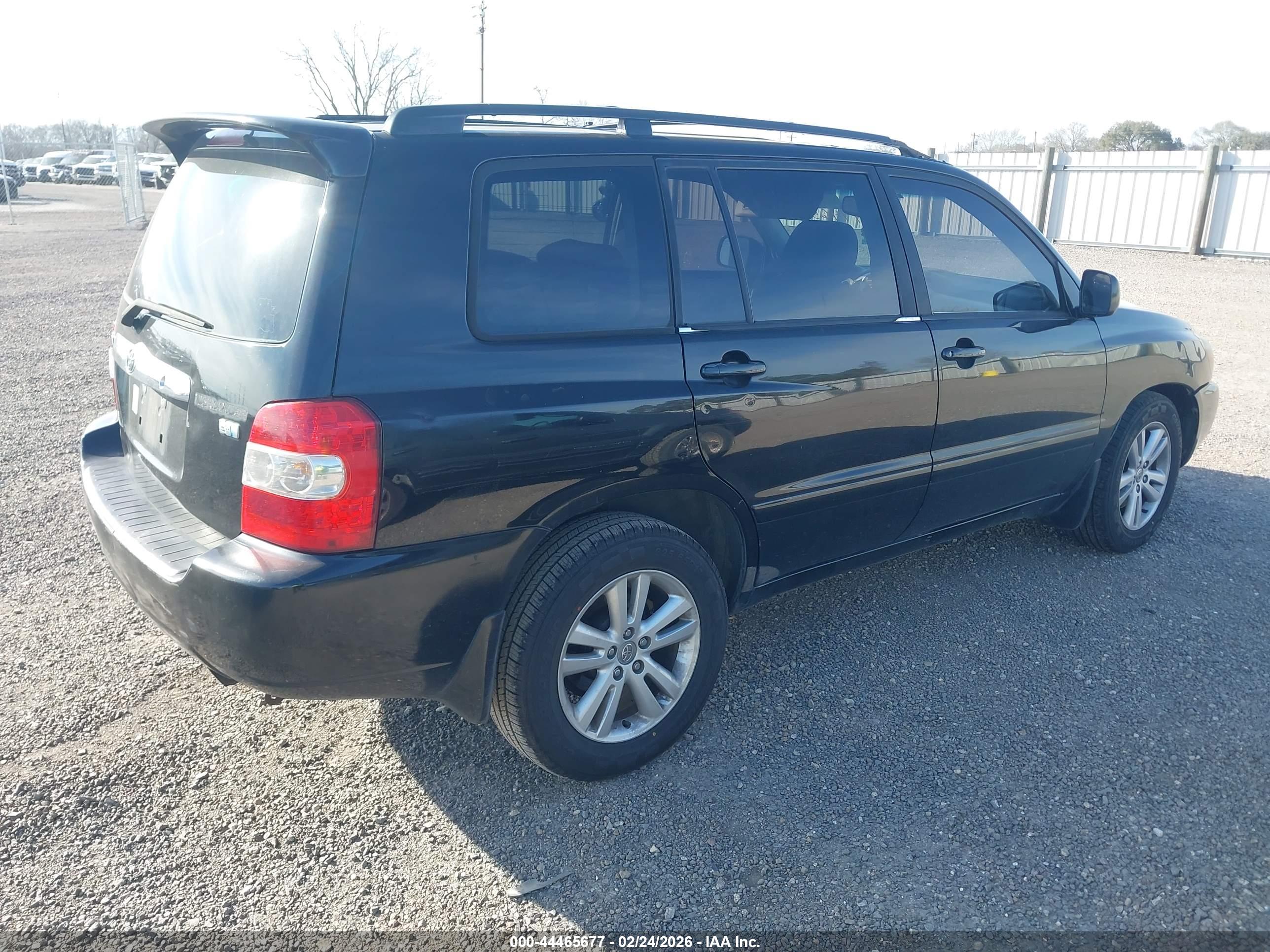 TOYOTA HIGHLANDER image 4