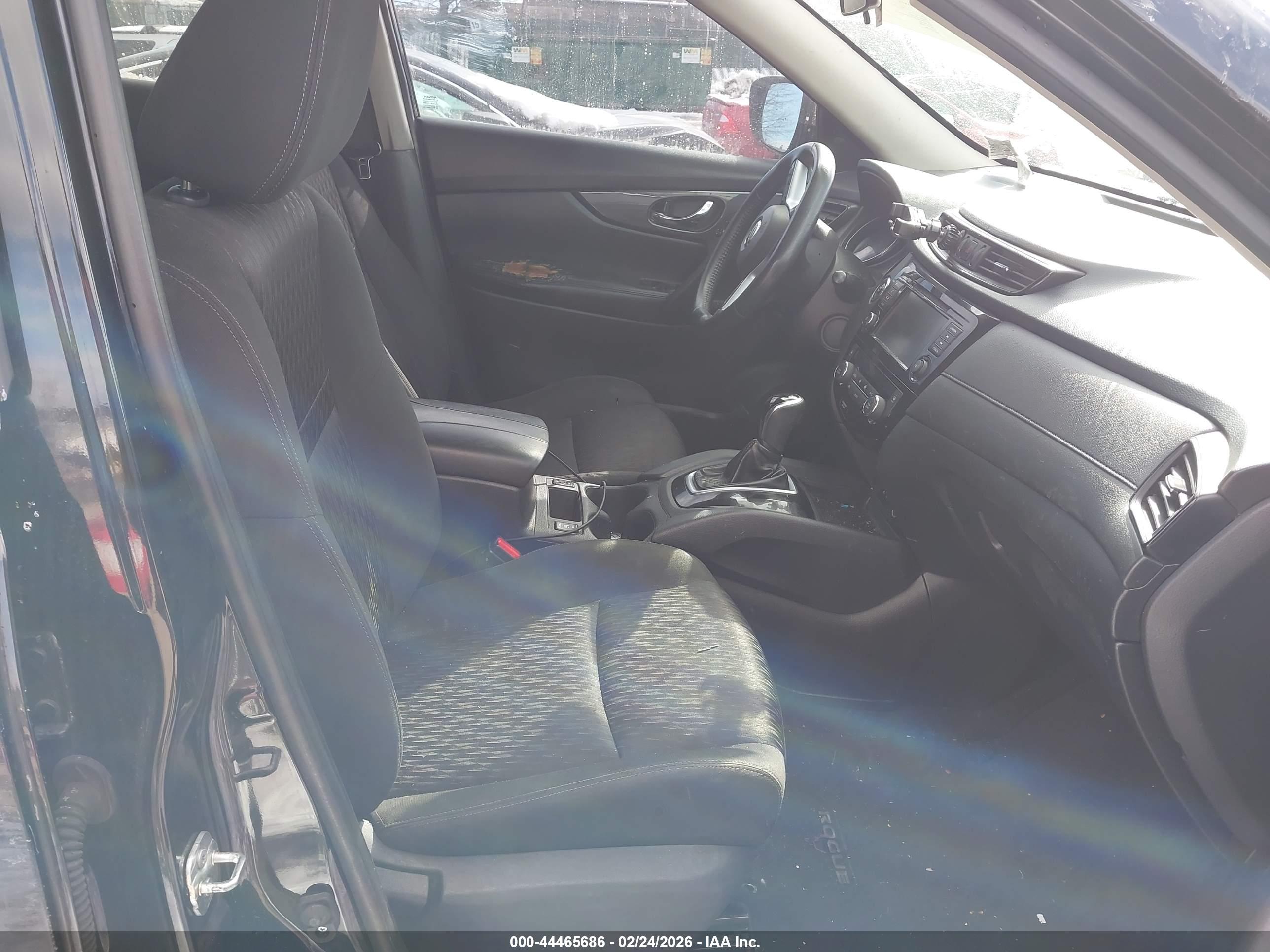 NISSAN ROGUE image 5