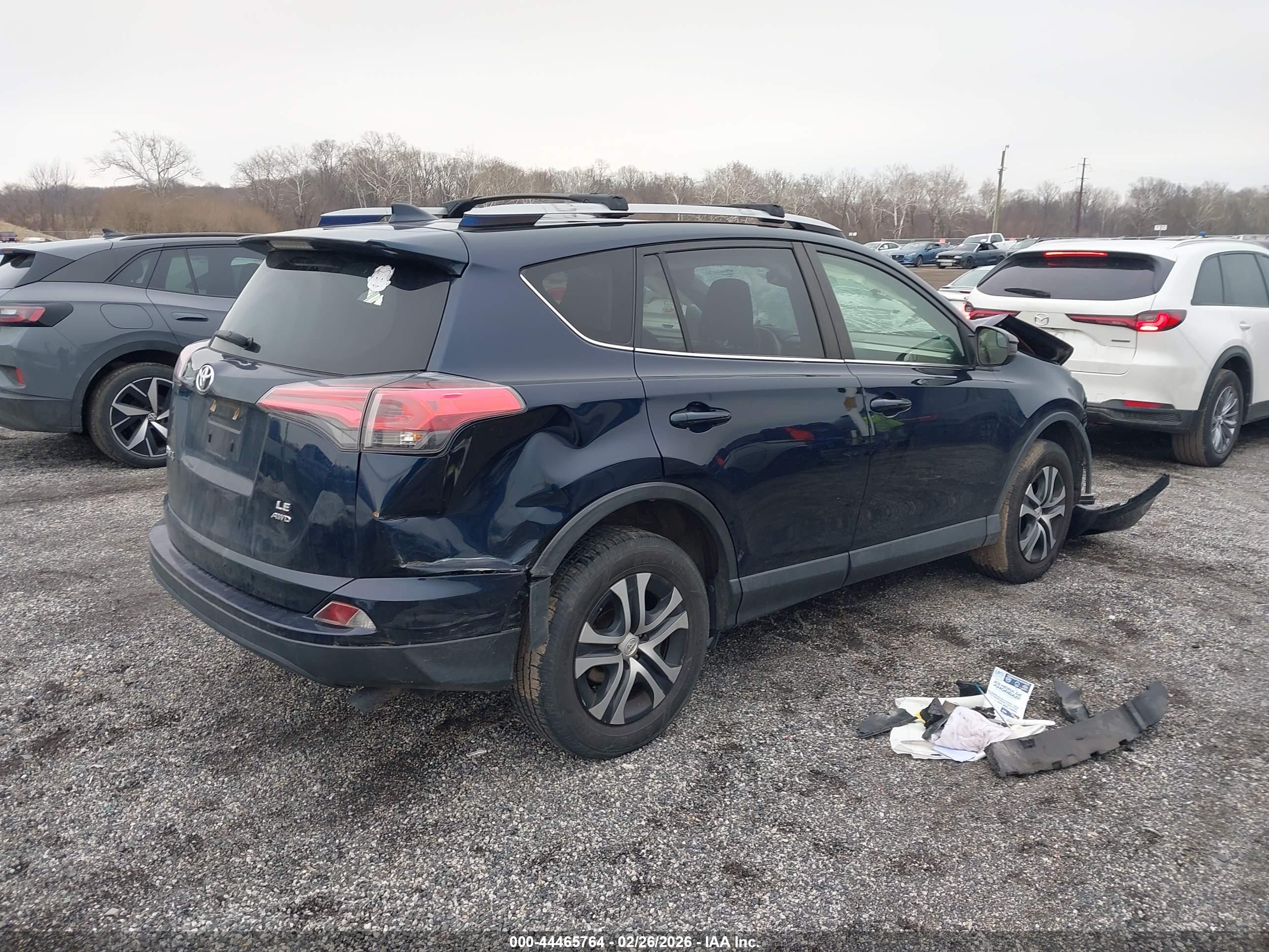 TOYOTA RAV4 image 4