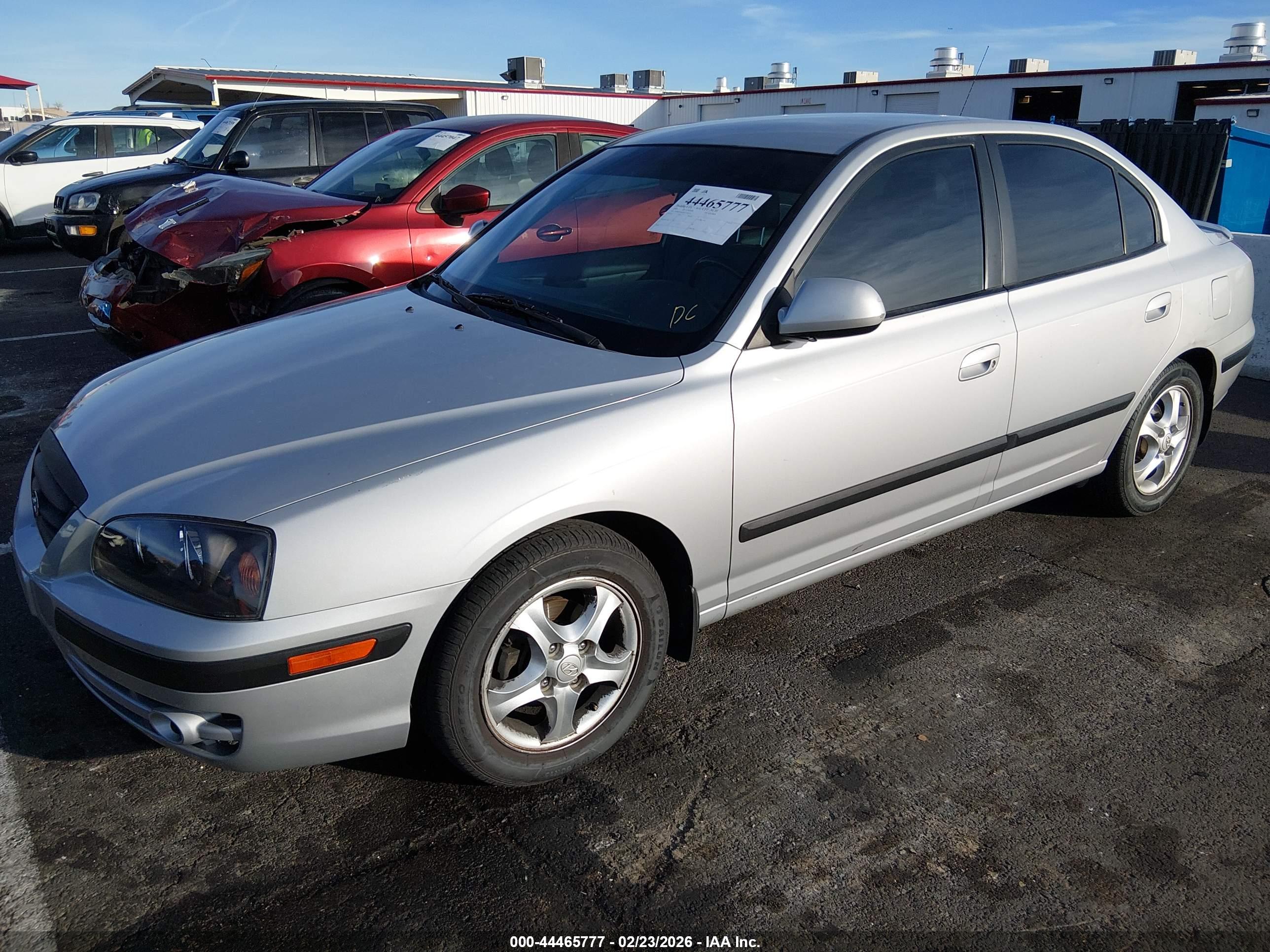 HYUNDAI ELANTRA image 2