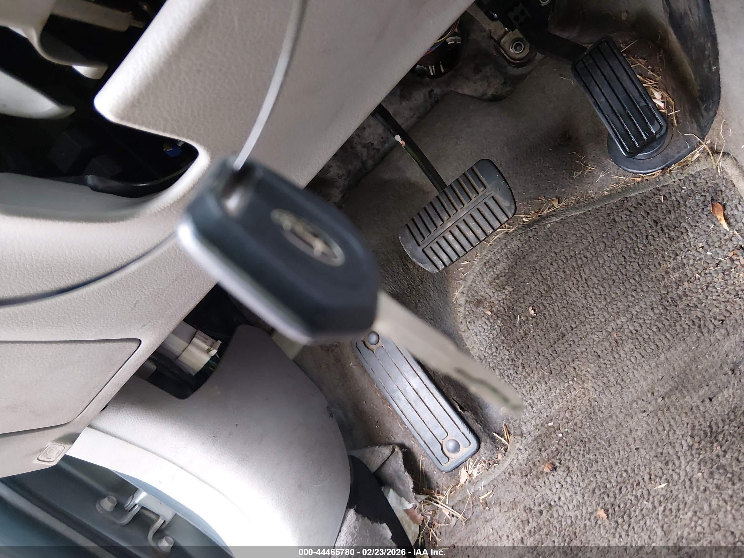SUBARU FORESTER image 11