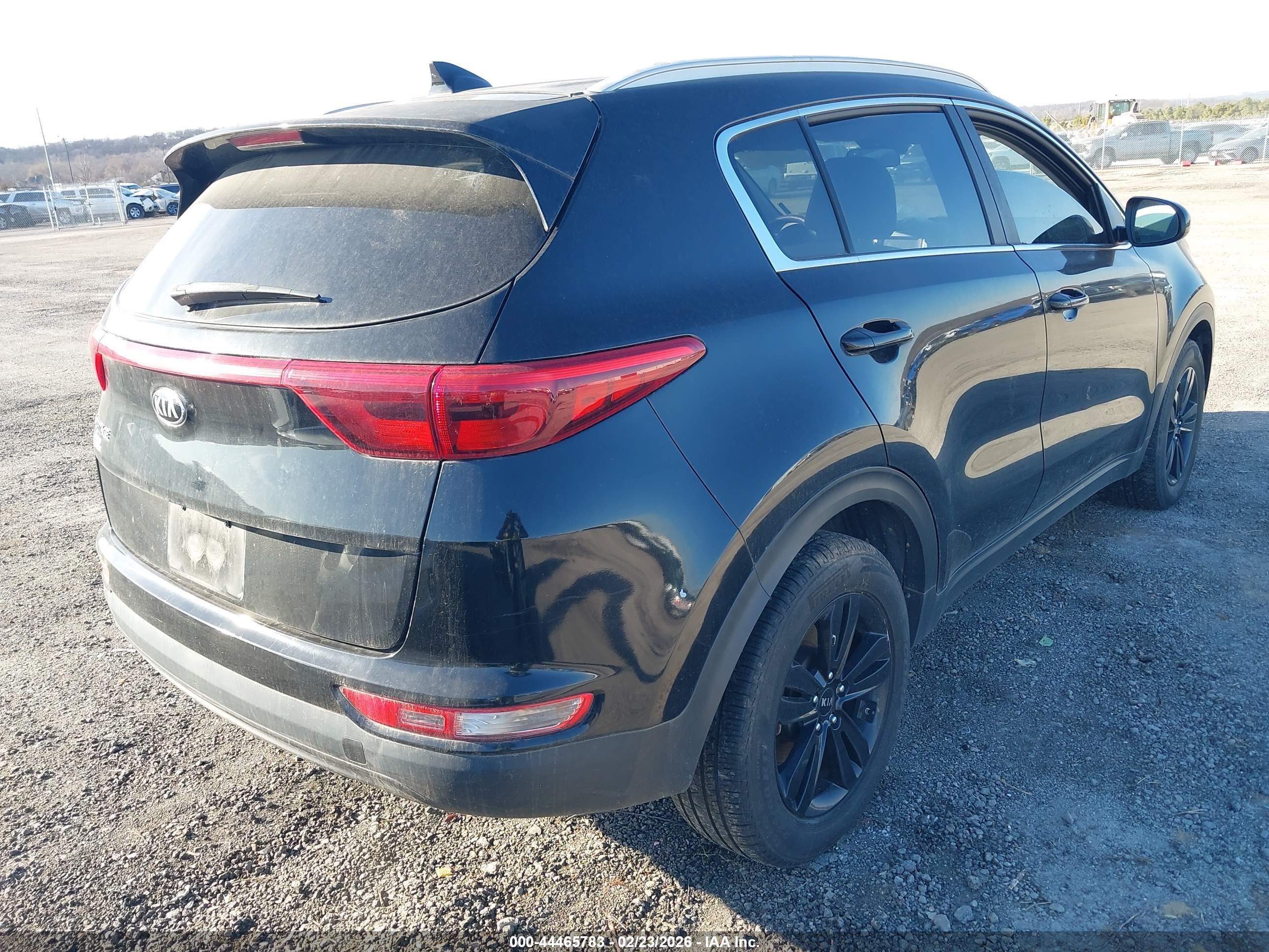 KIA SPORTAGE image 4