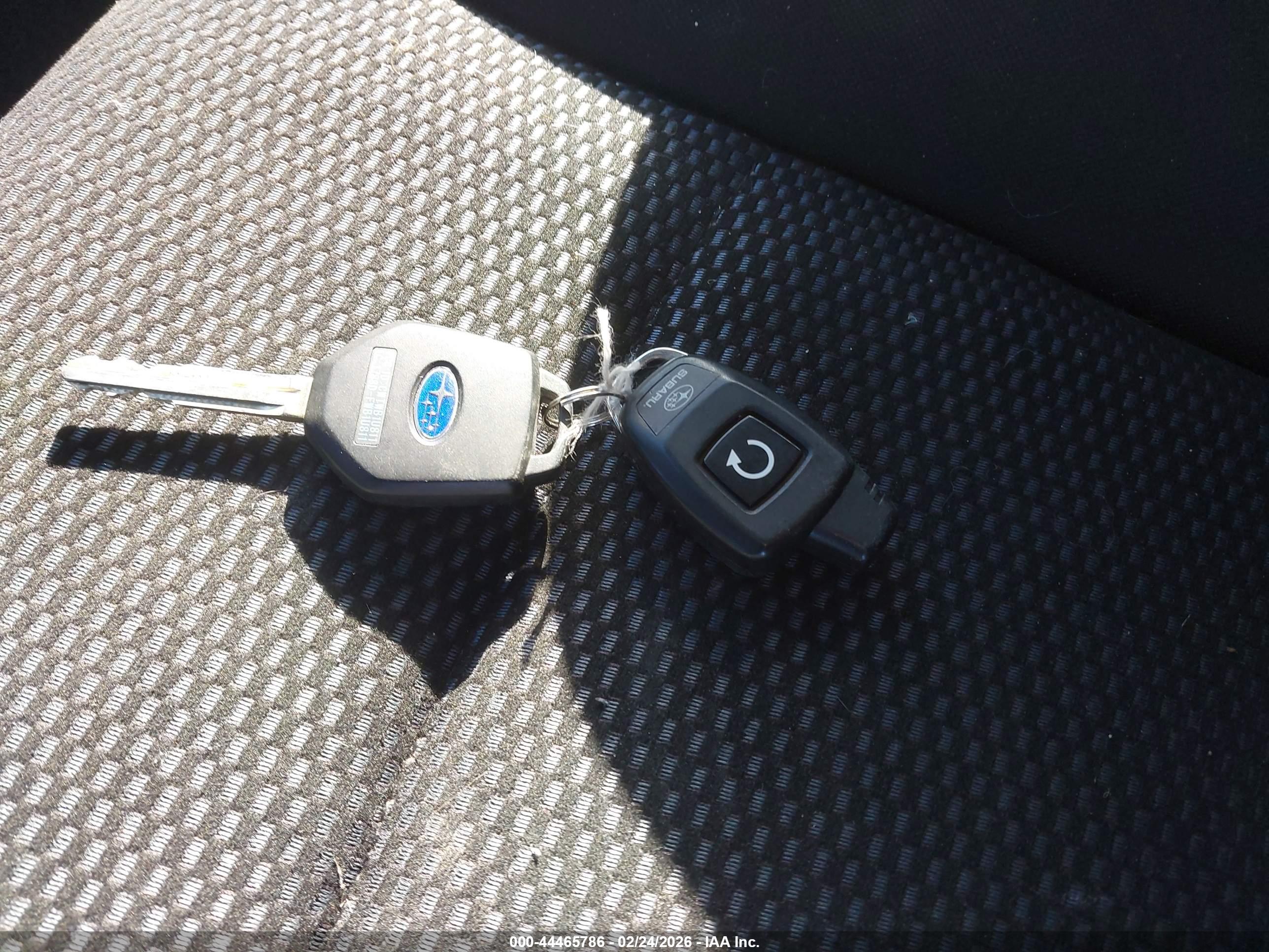 SUBARU OUTBACK image 11