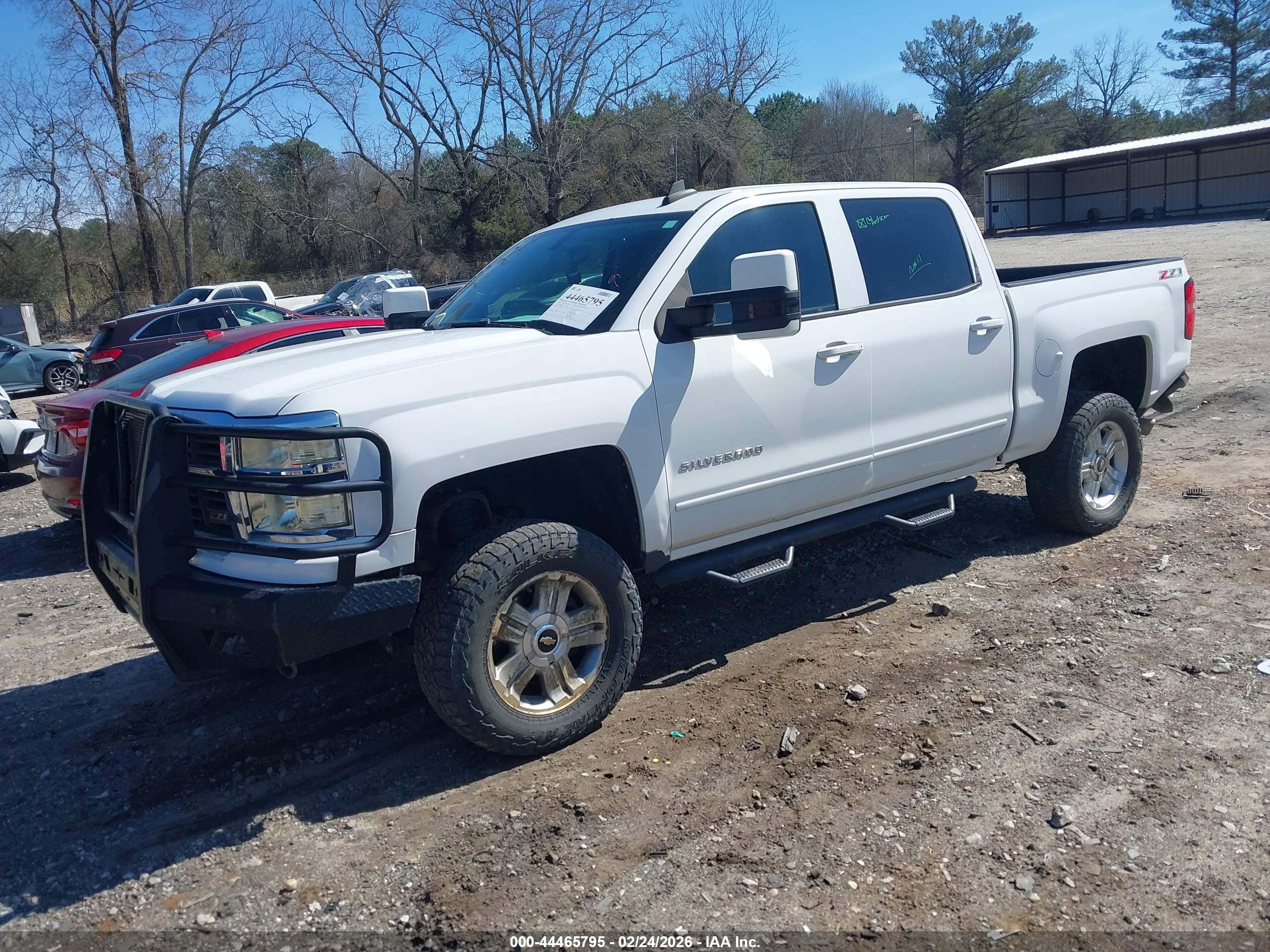 CHEVROLET SILVERADO image 2