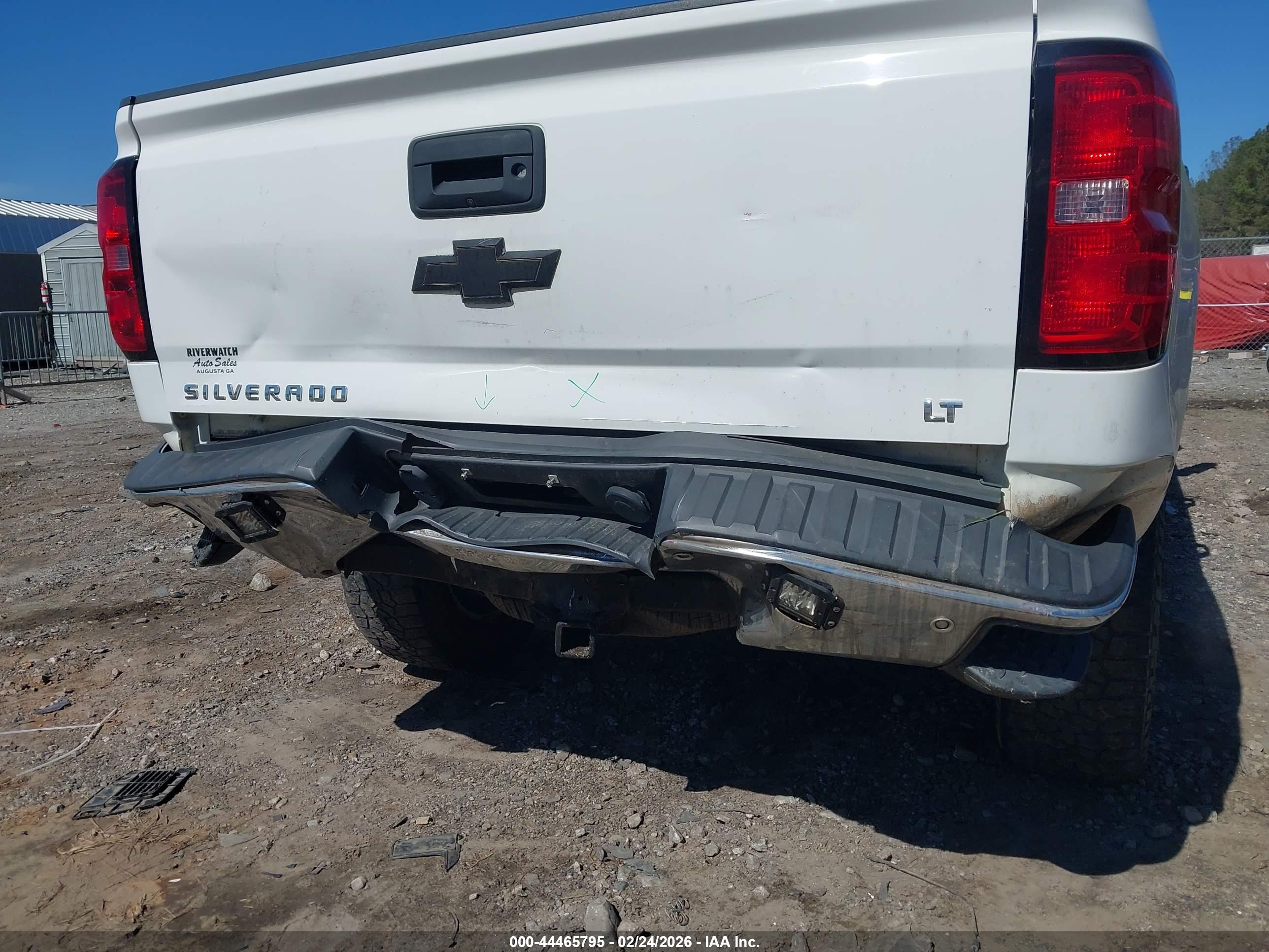 CHEVROLET SILVERADO image 6