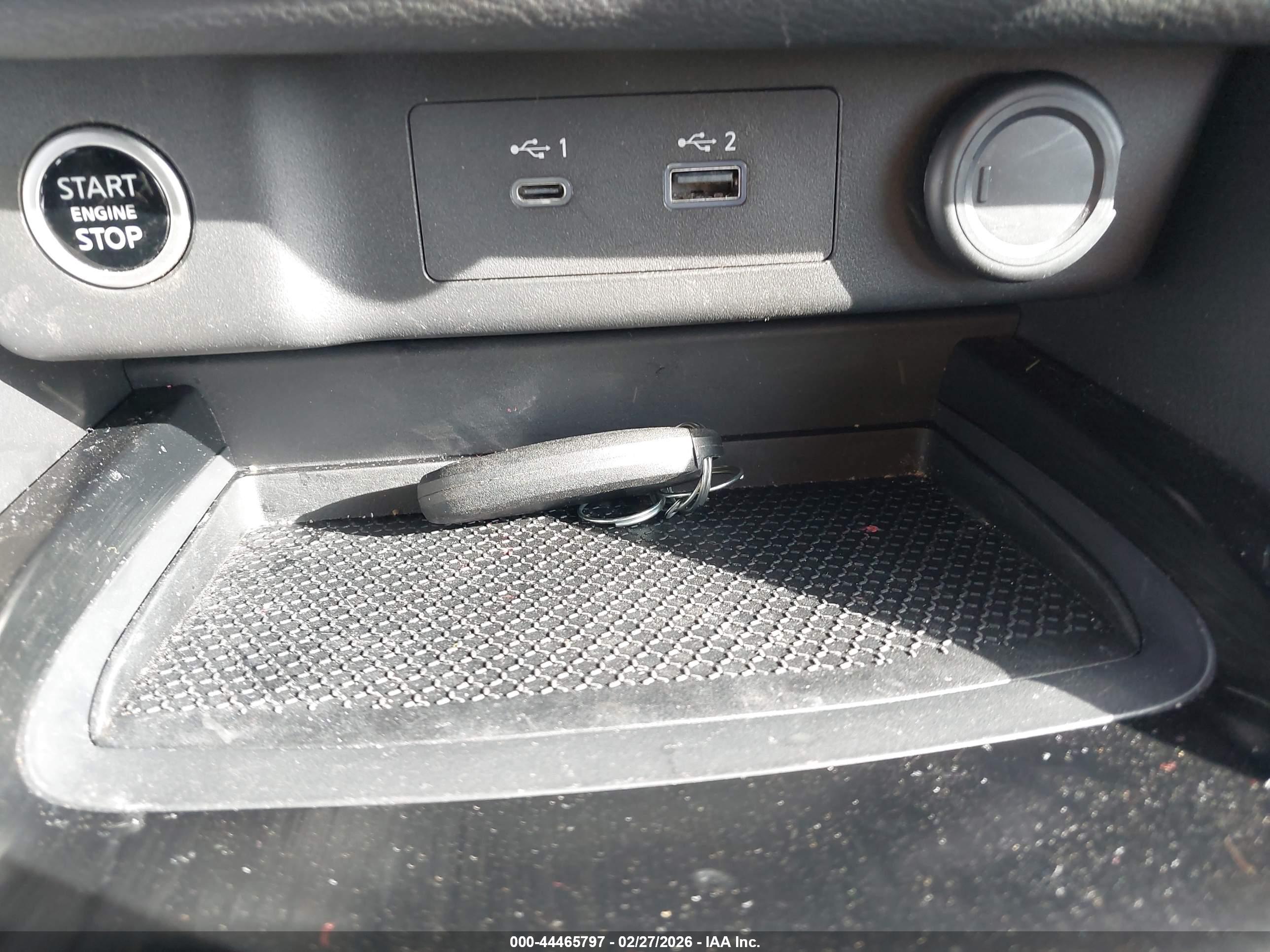 NISSAN ROGUE image 11
