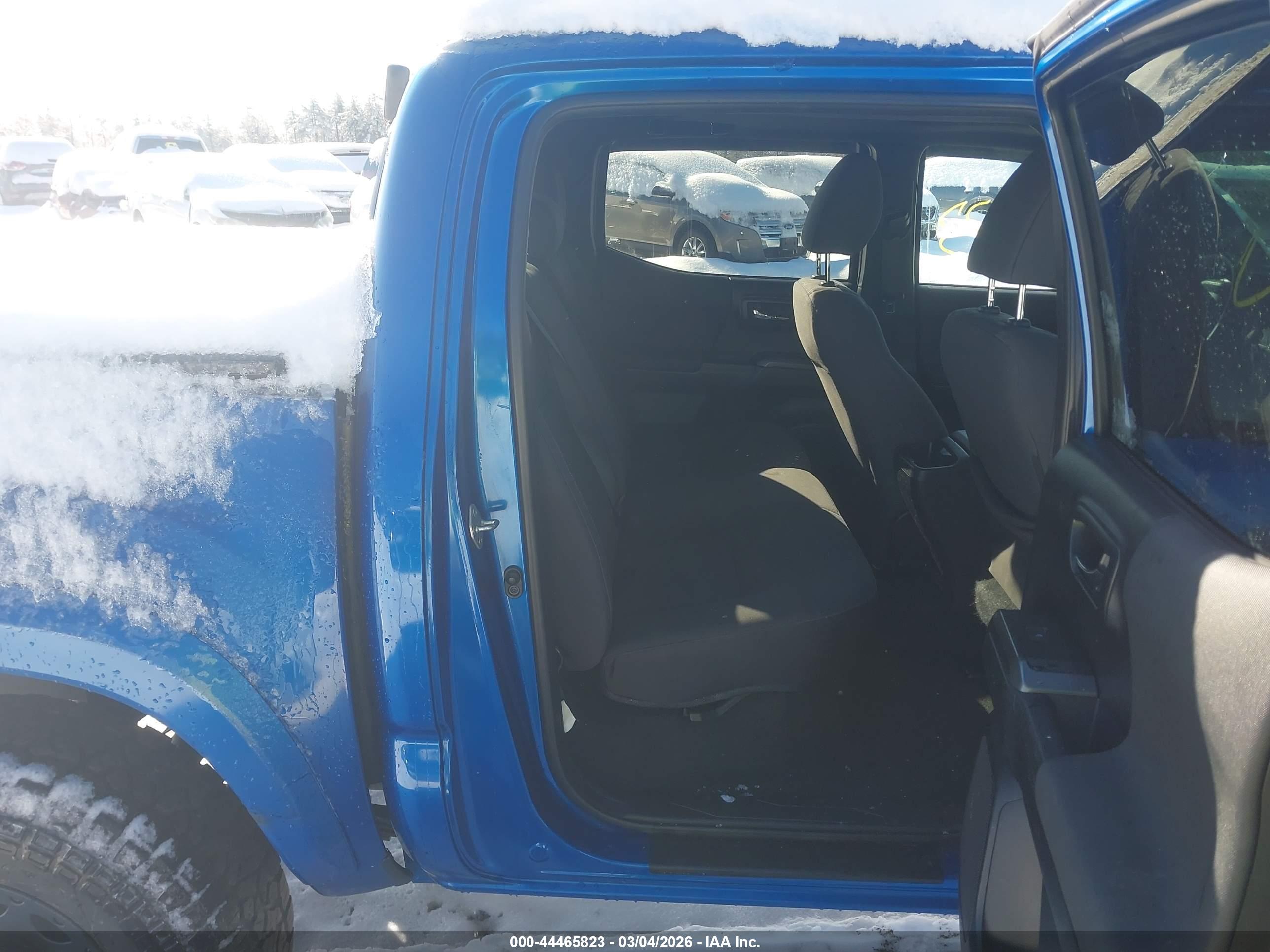 TOYOTA TACOMA image 8