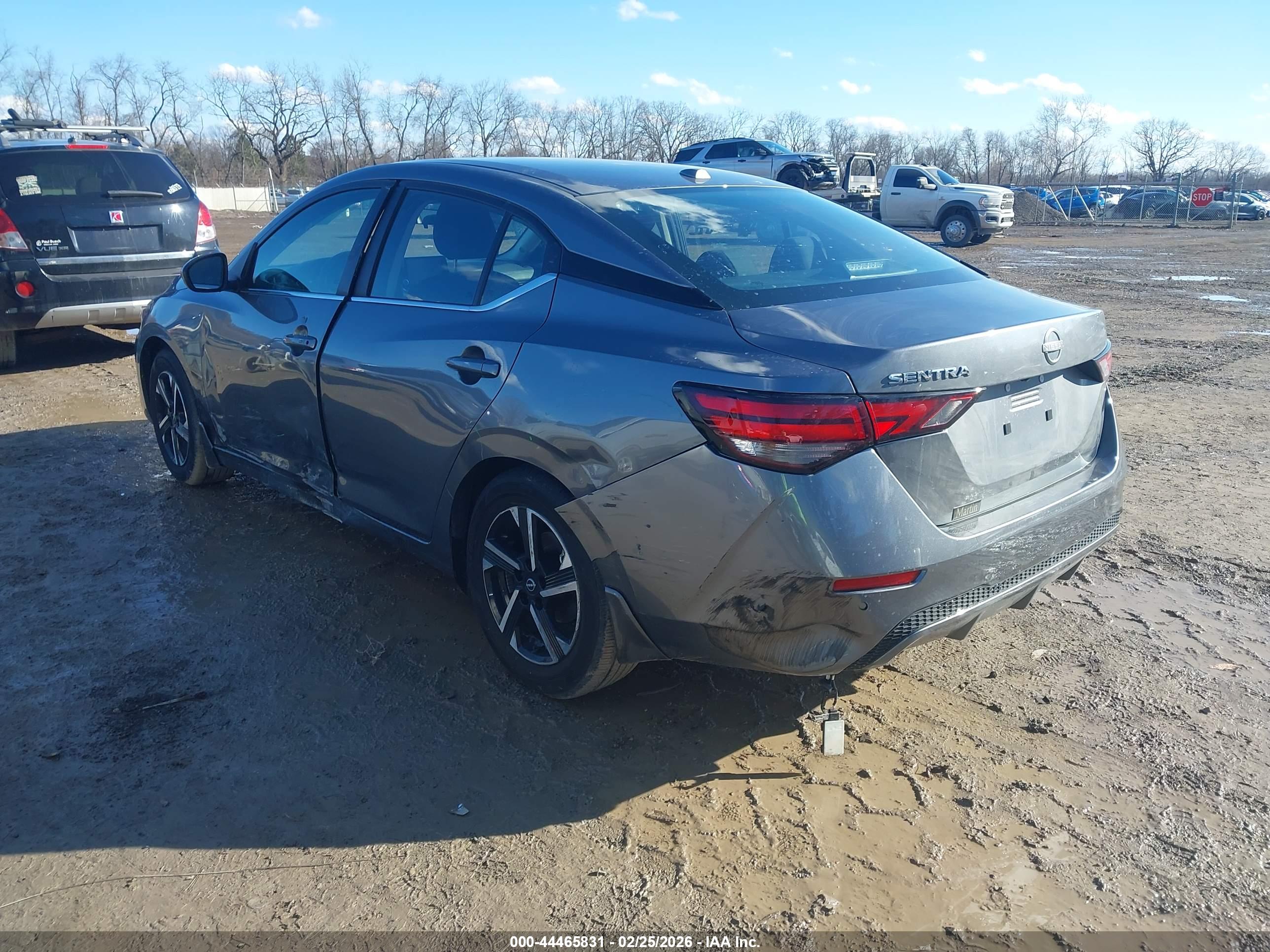 NISSAN SENTRA image 3