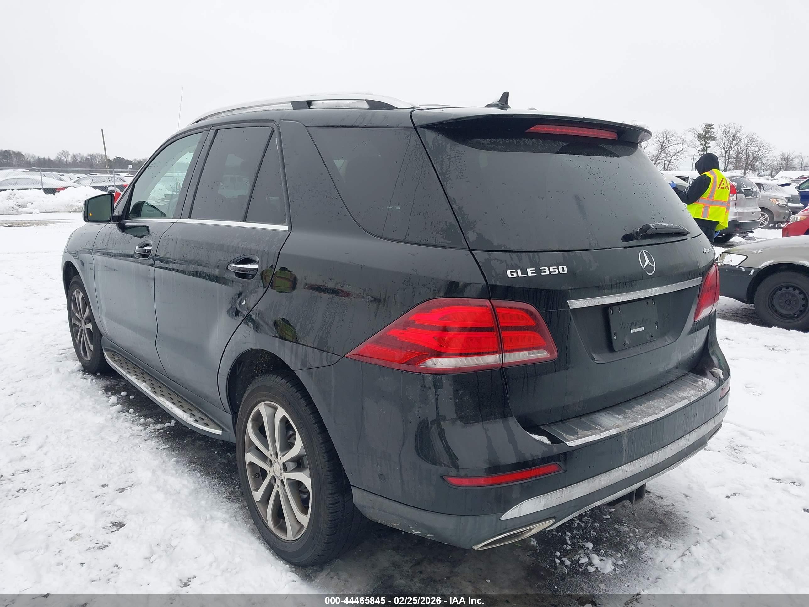 MERCEDES-BENZ GLE image 3