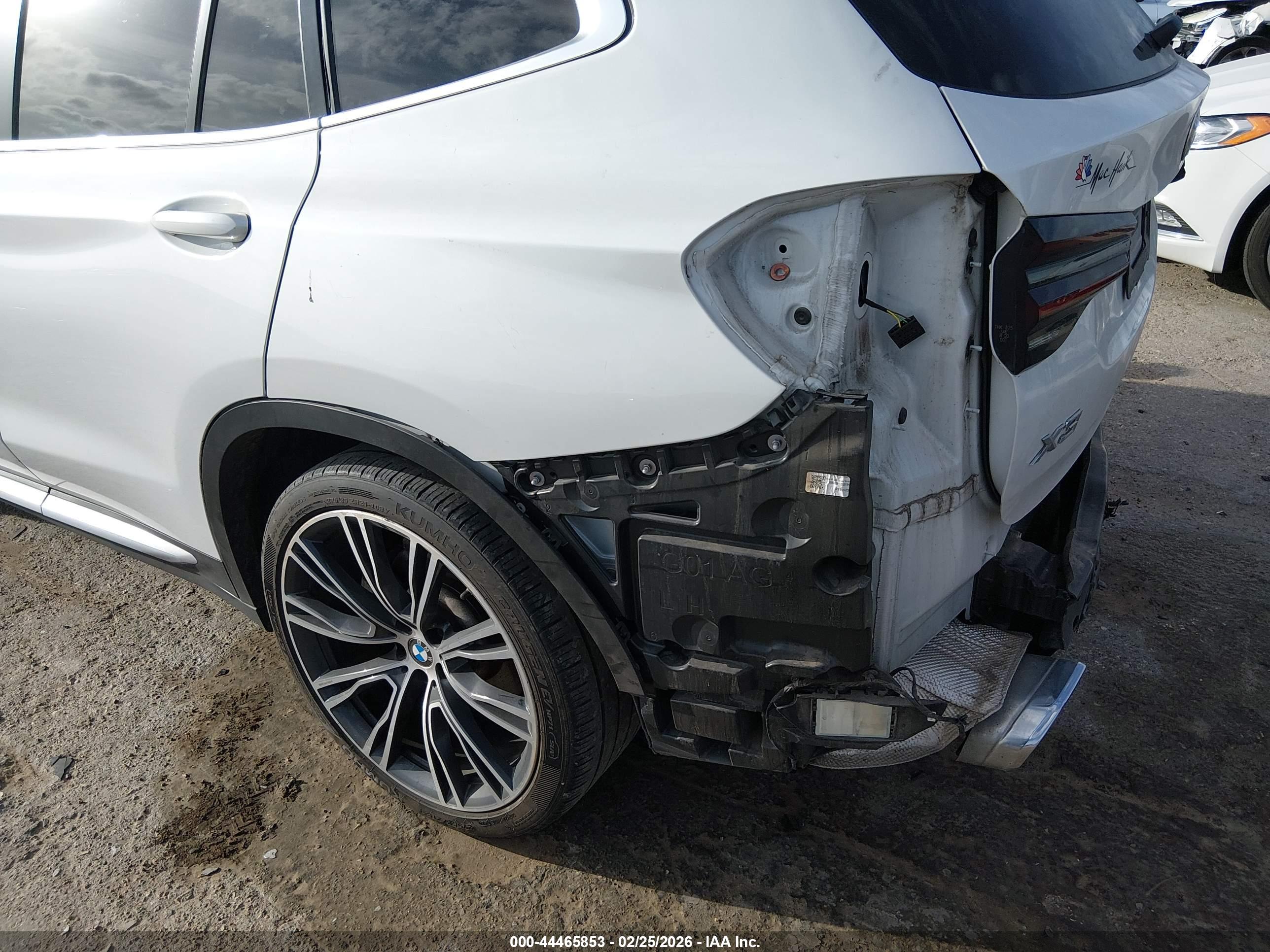 BMW X3 image 6