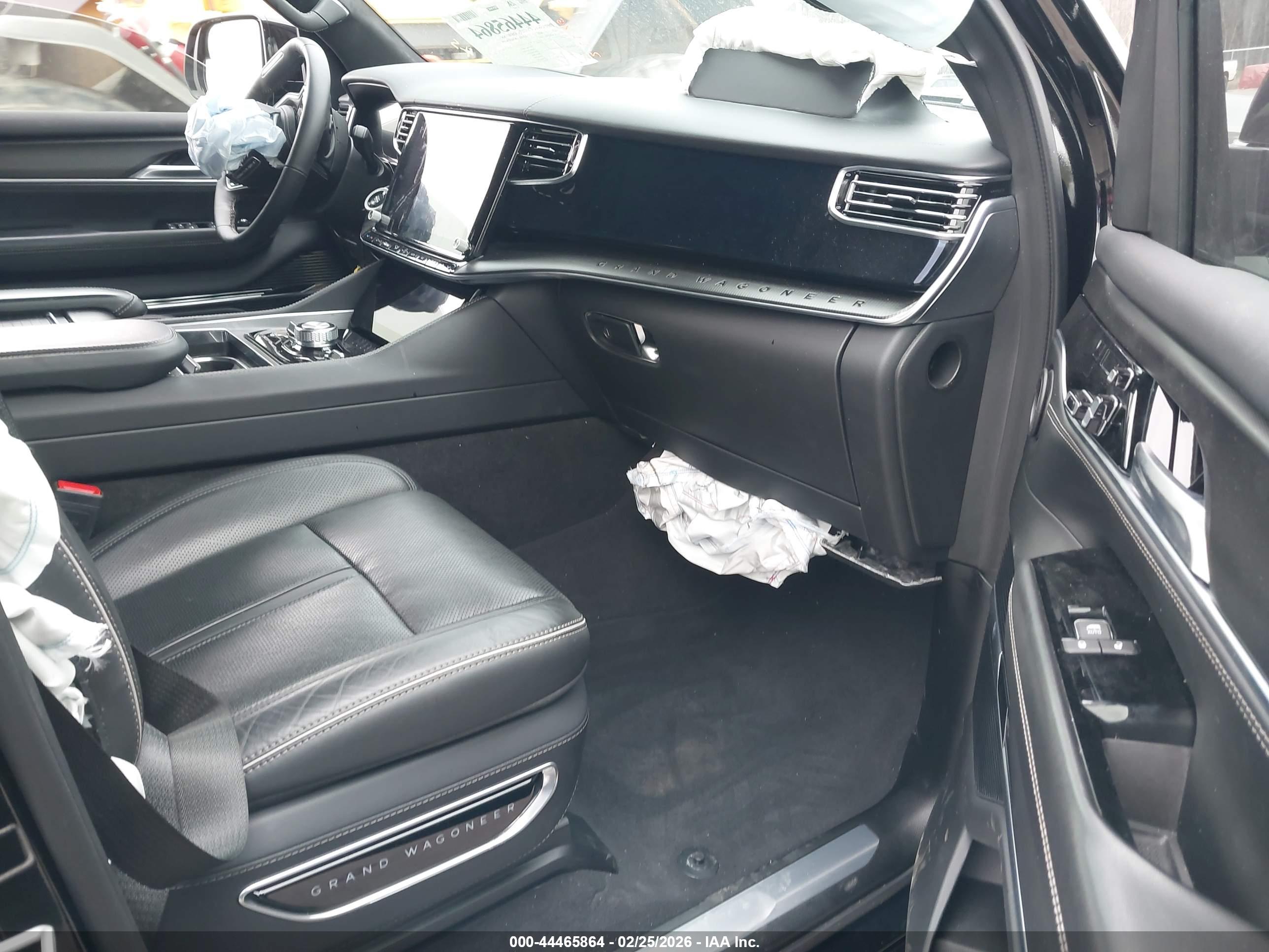 JEEP GRAND image 5