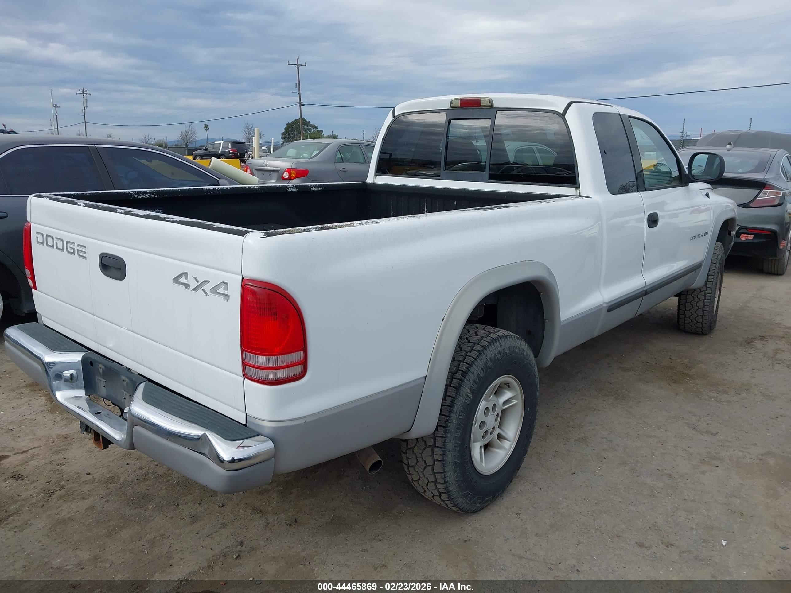 DODGE DAKOTA image 4