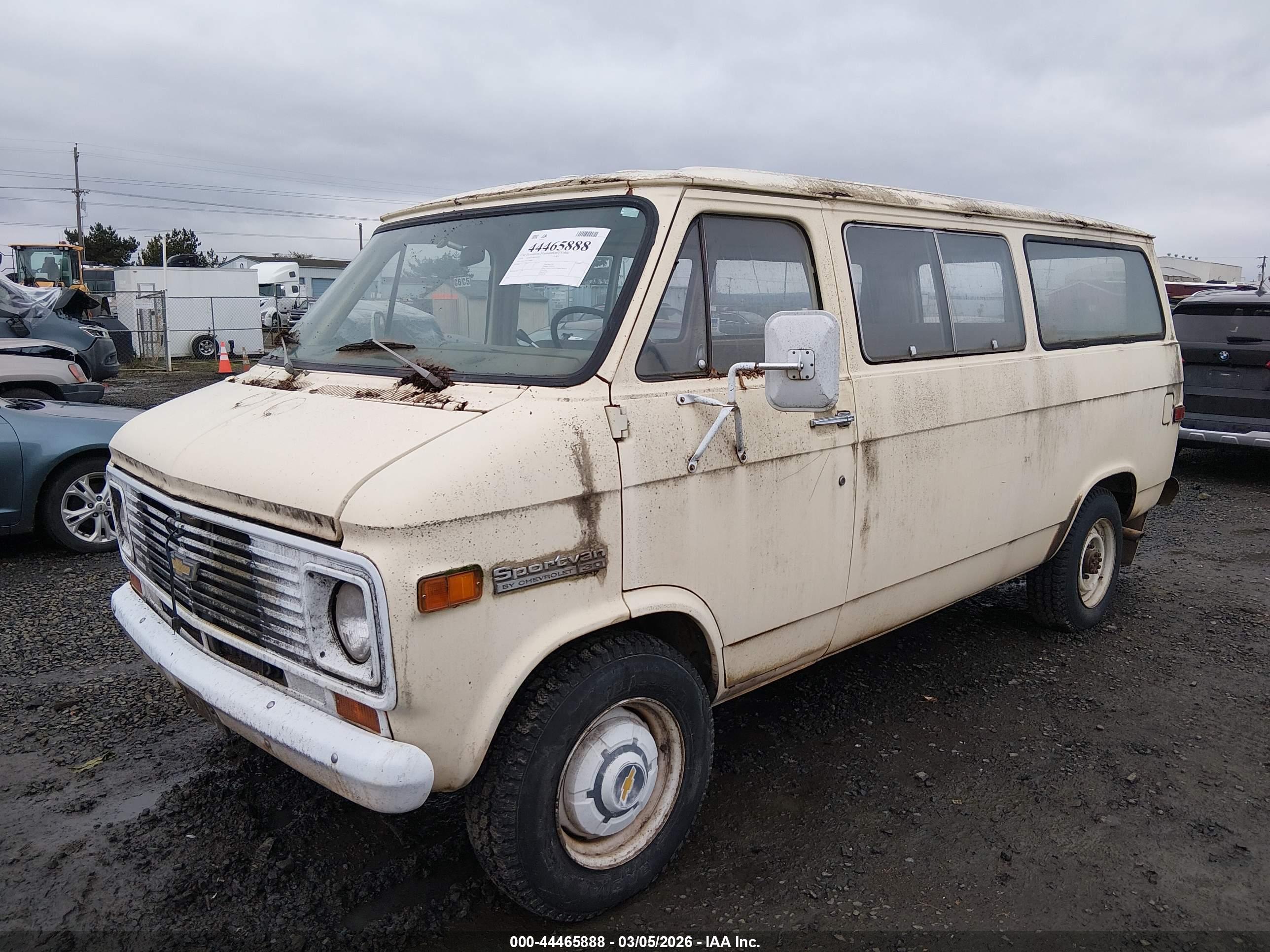 CHEVROLET VAN image 2