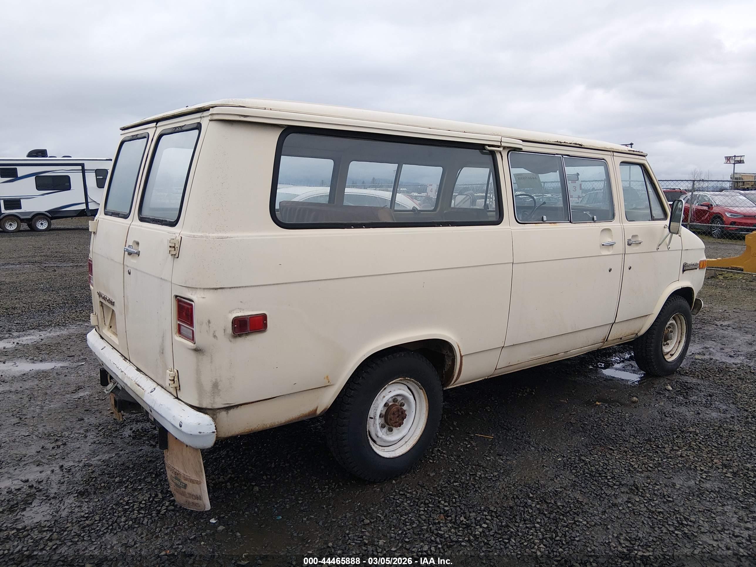 CHEVROLET VAN image 4