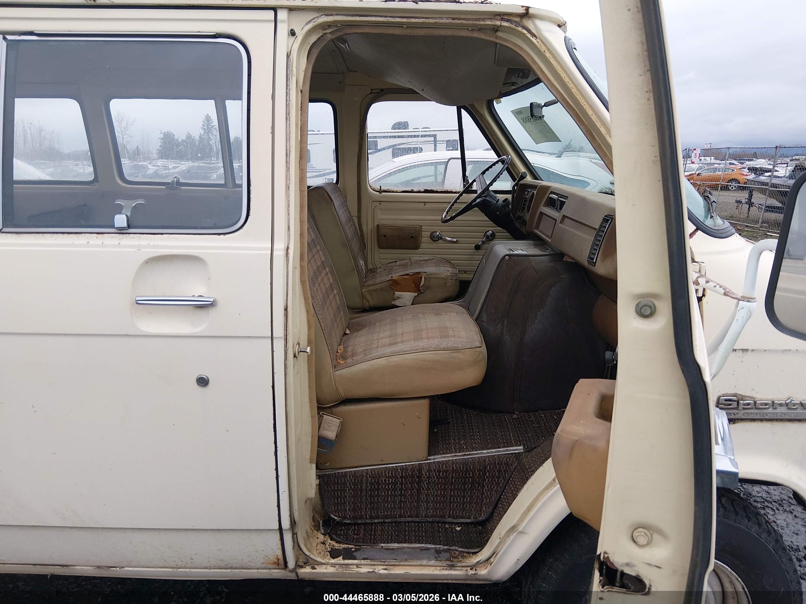 CHEVROLET VAN image 5