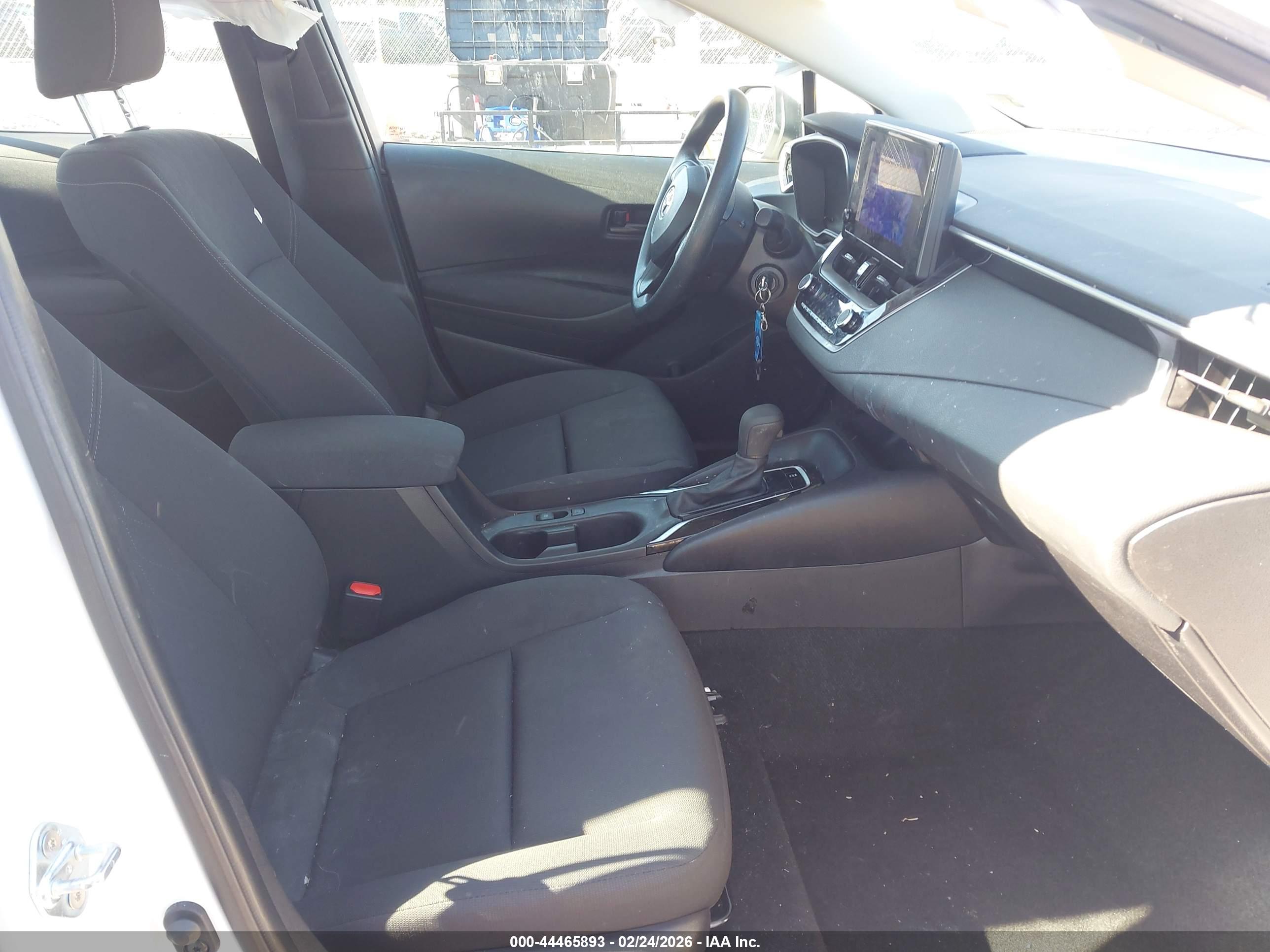TOYOTA COROLLA image 5