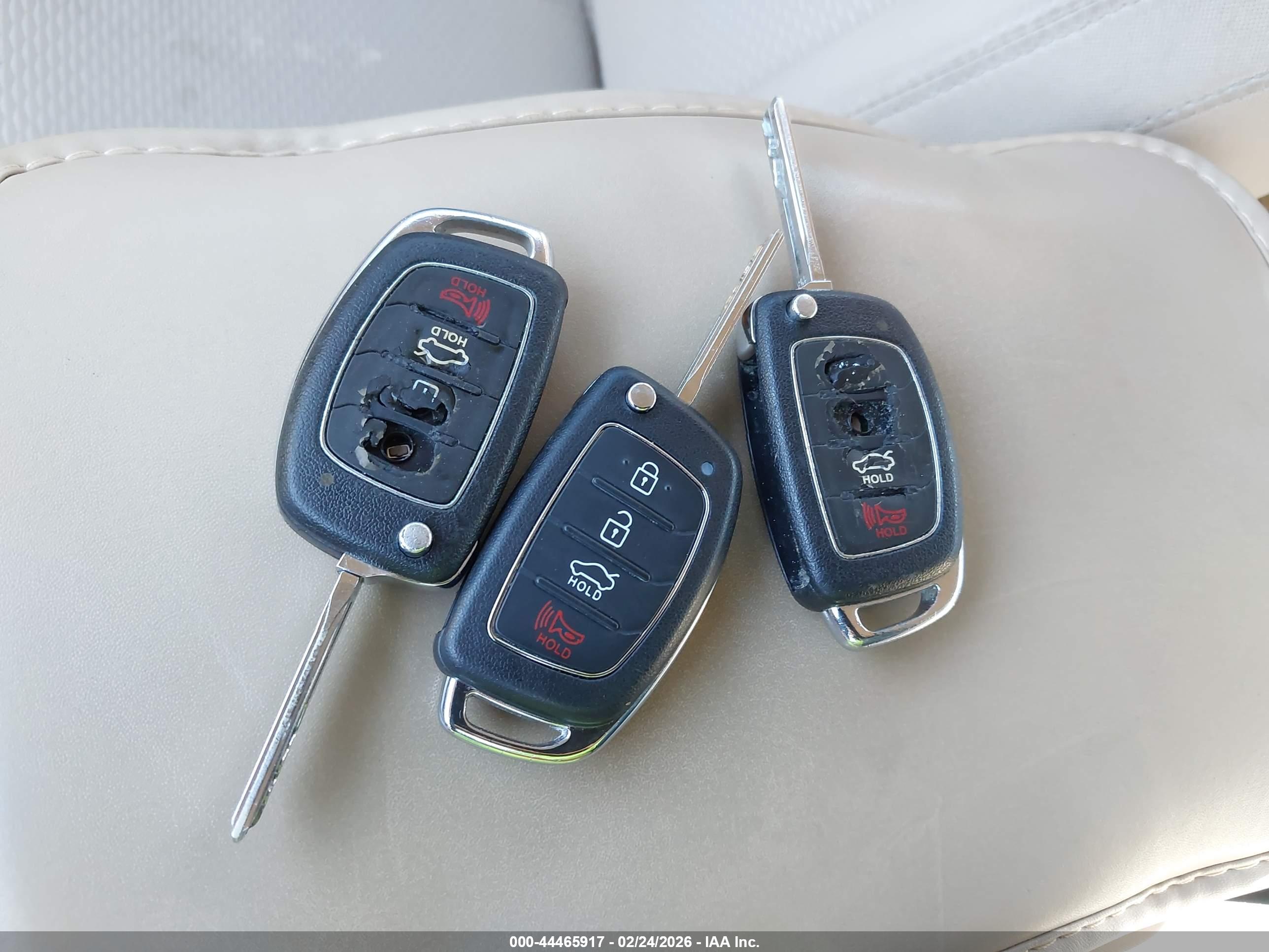 HYUNDAI SONATA image 11