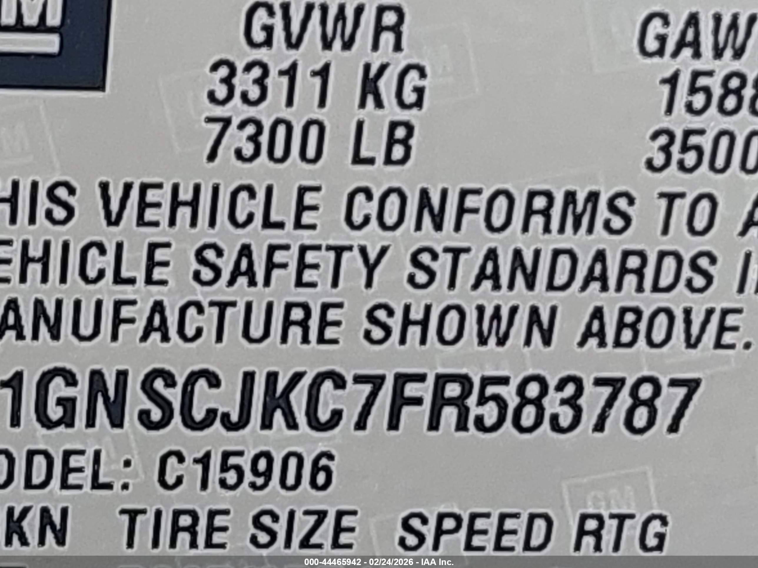 CHEVROLET SUBURBAN image 9