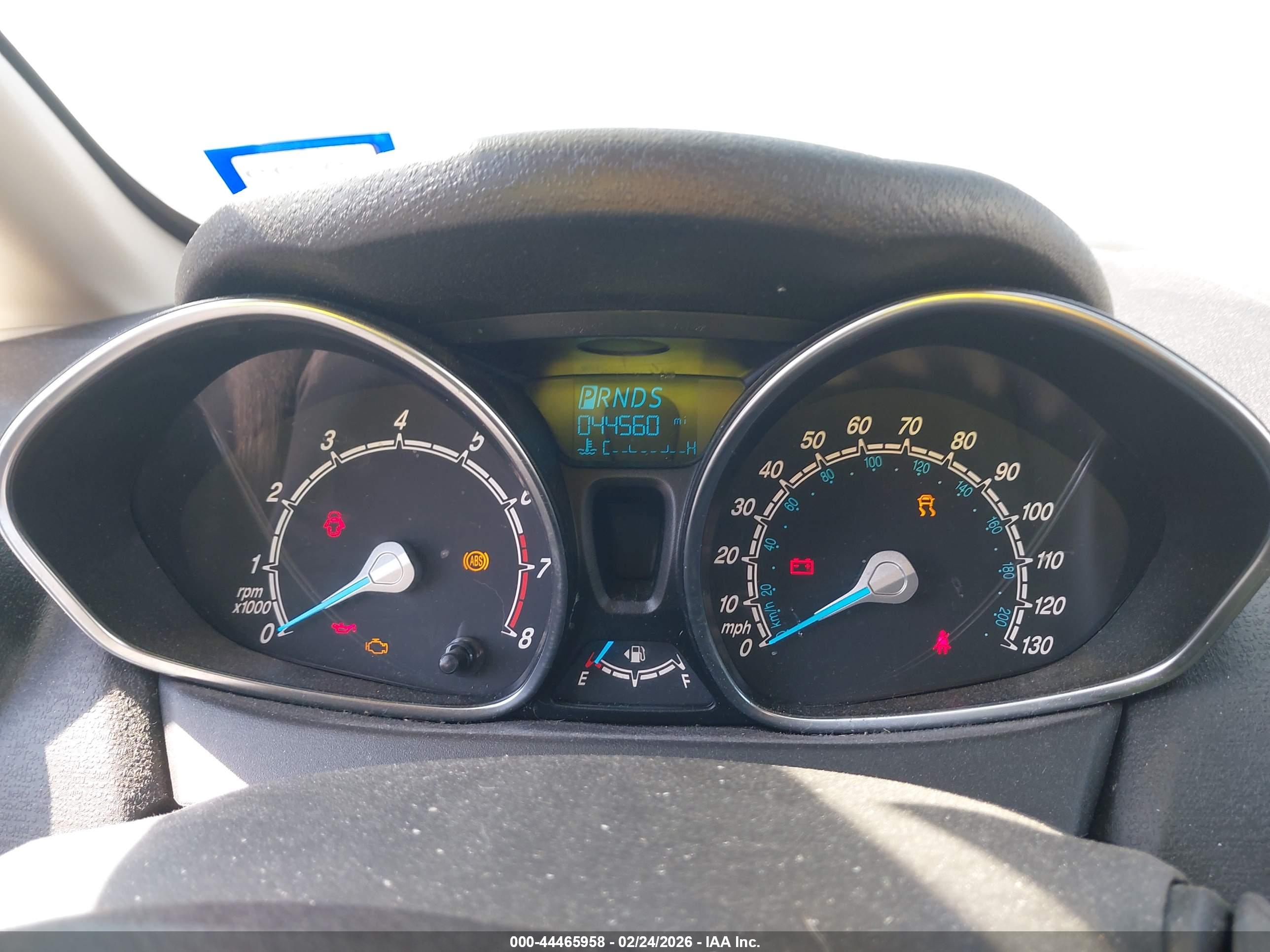 FORD FIESTA image 7