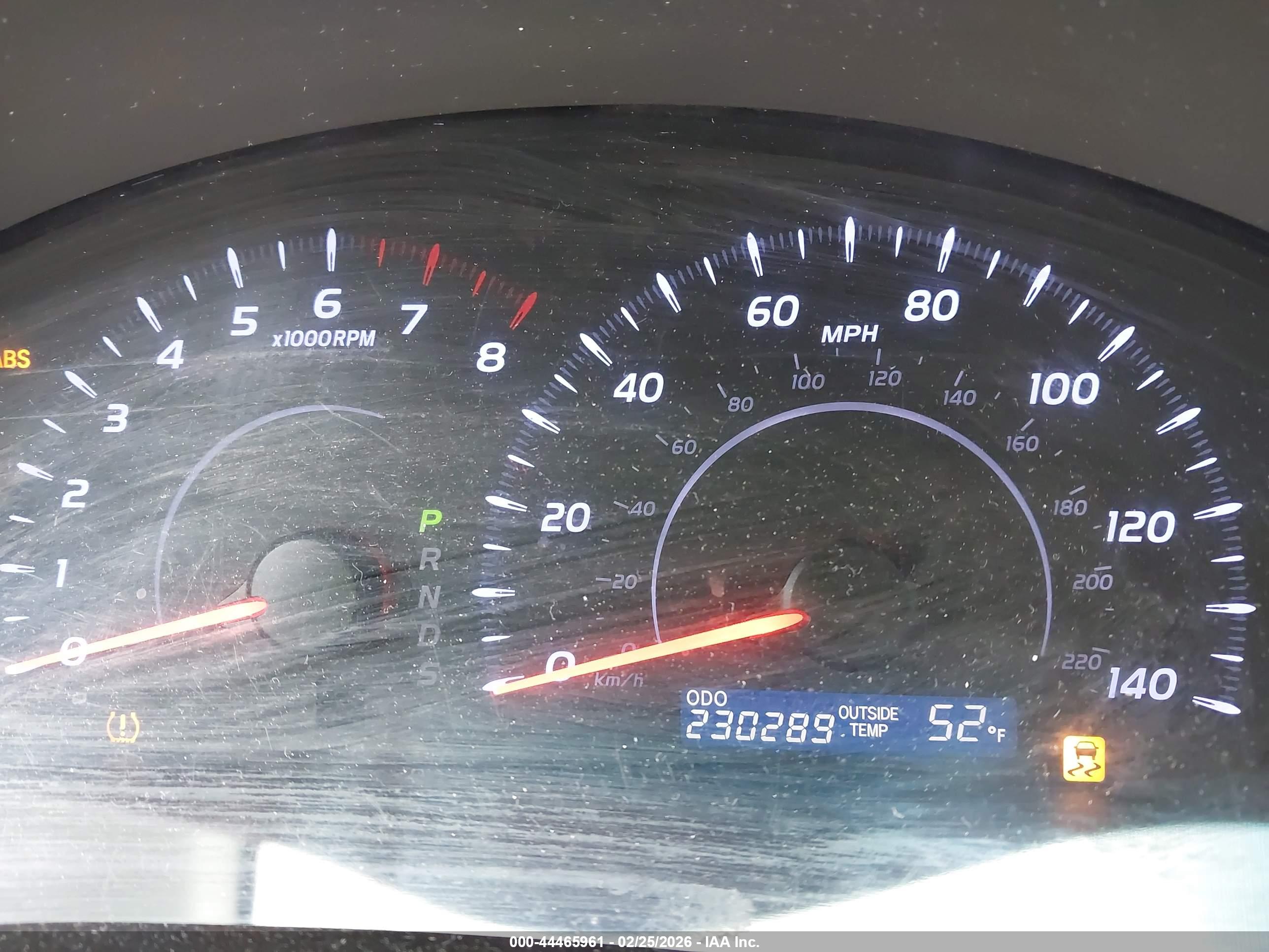TOYOTA CAMRY image 7