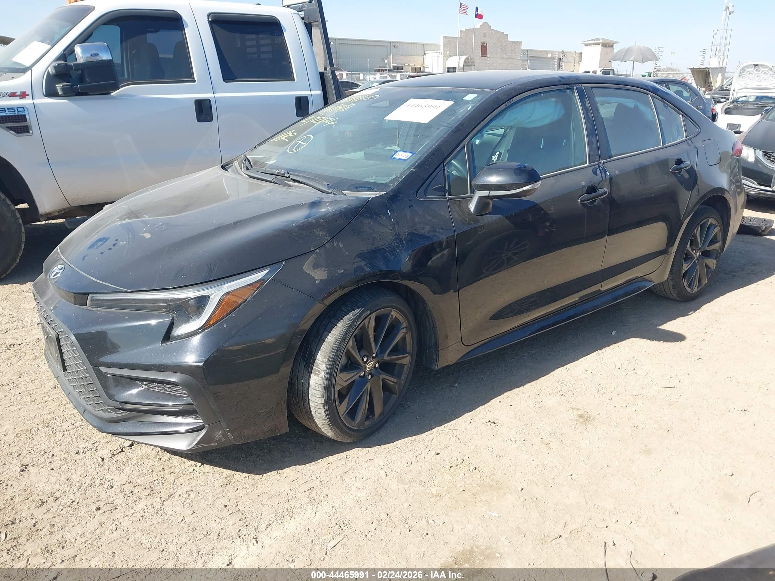 TOYOTA COROLLA image 2