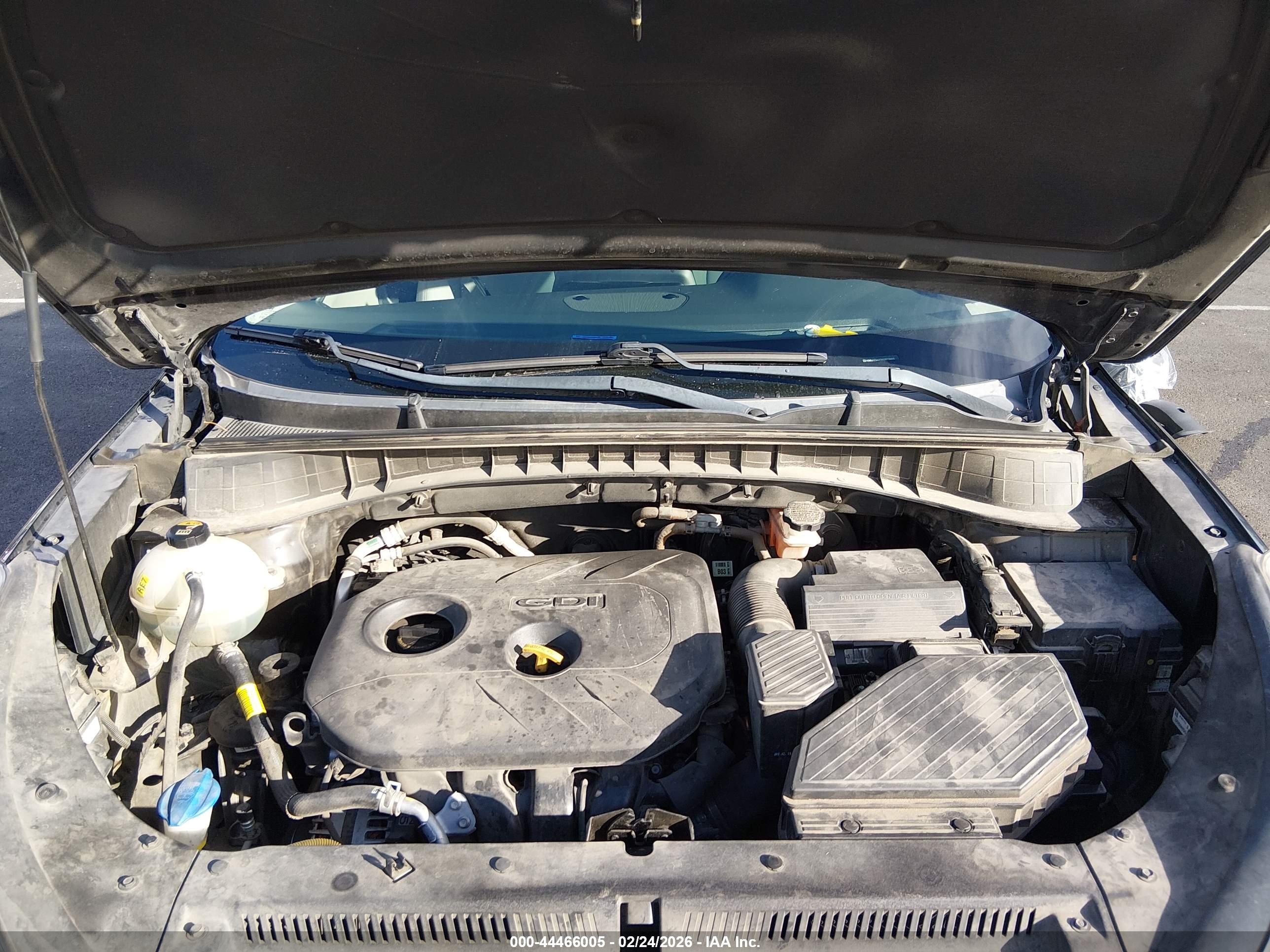HYUNDAI TUCSON image 10