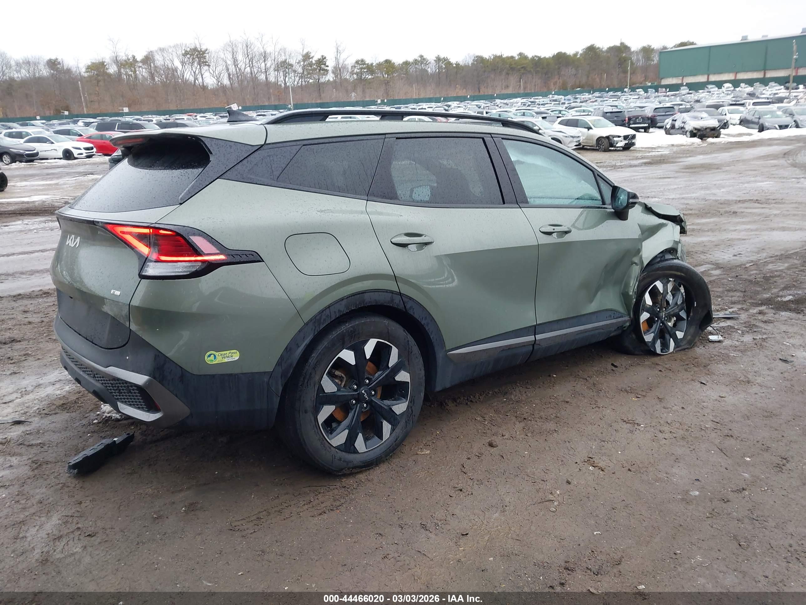 KIA SPORTAGE image 4