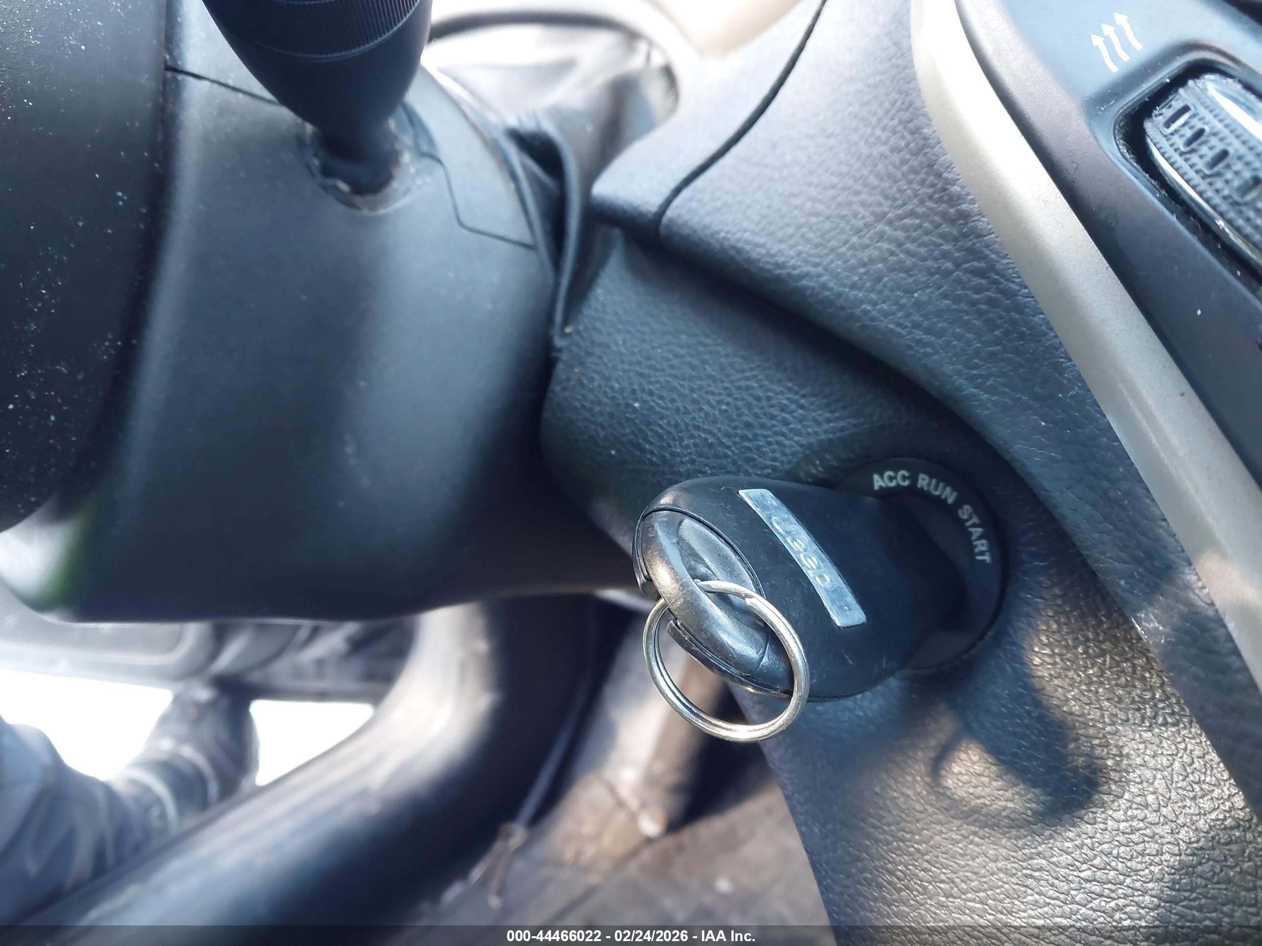 JEEP CHEROKEE image 11