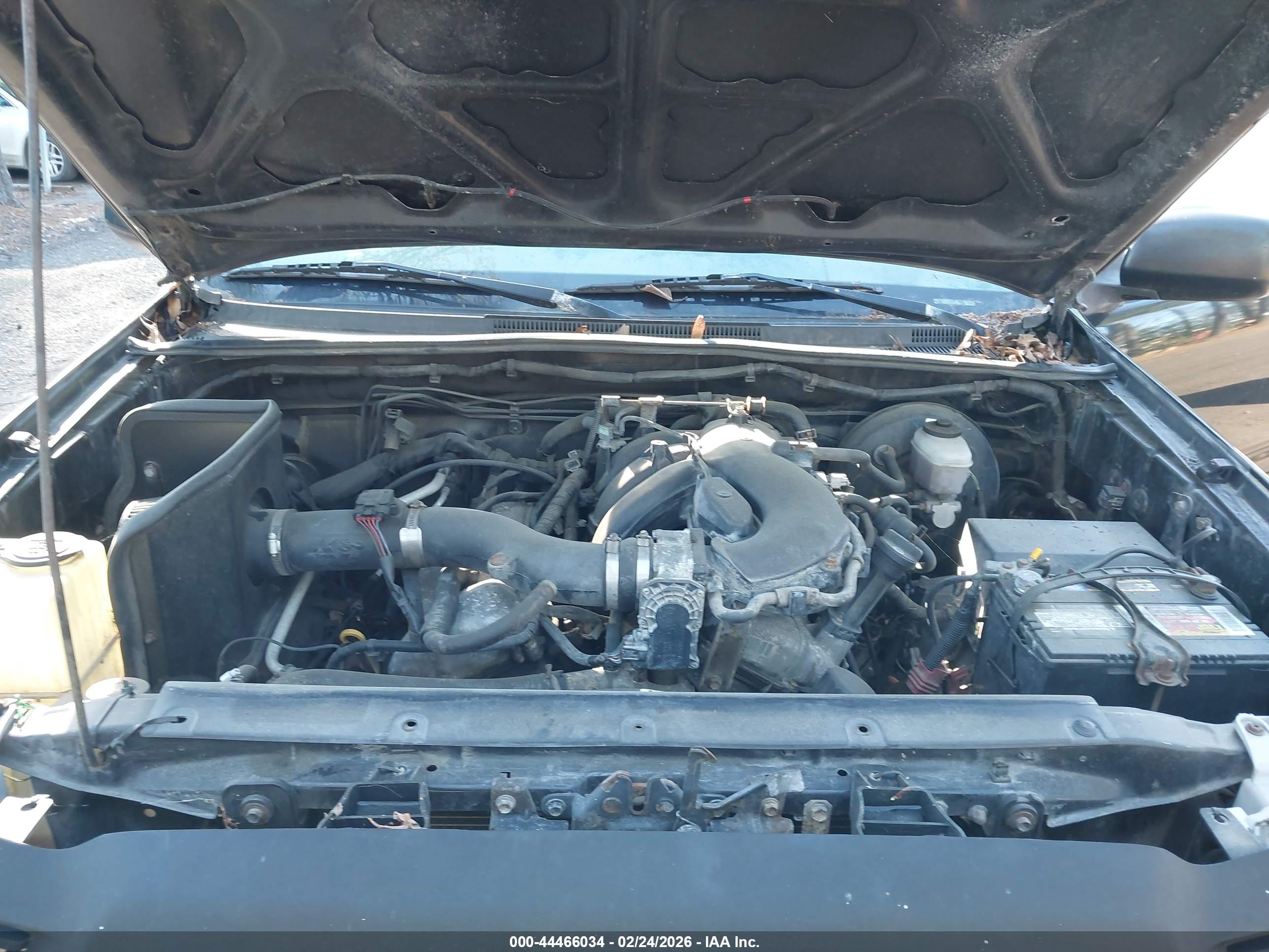 TOYOTA TACOMA image 10