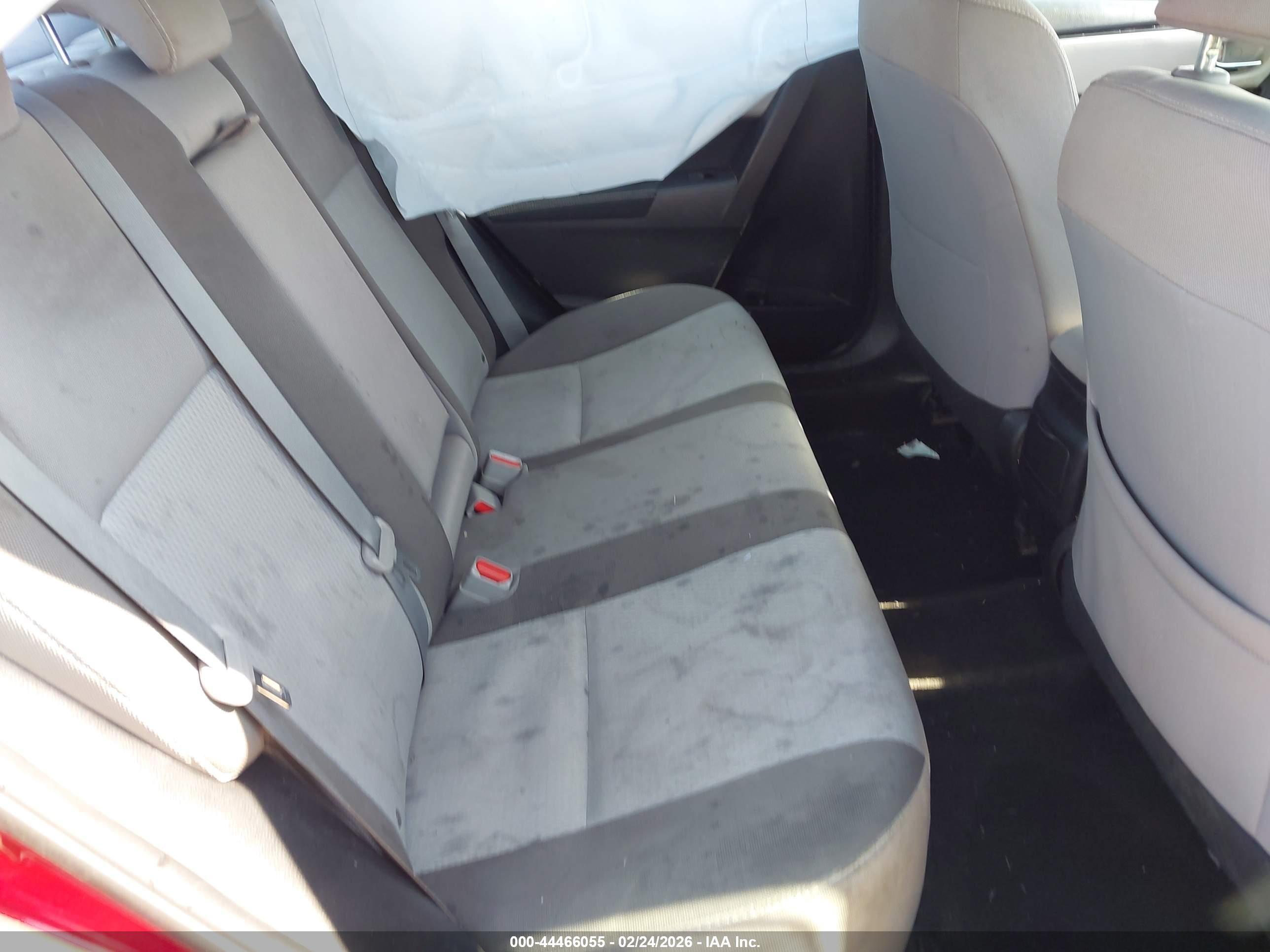 TOYOTA COROLLA image 8