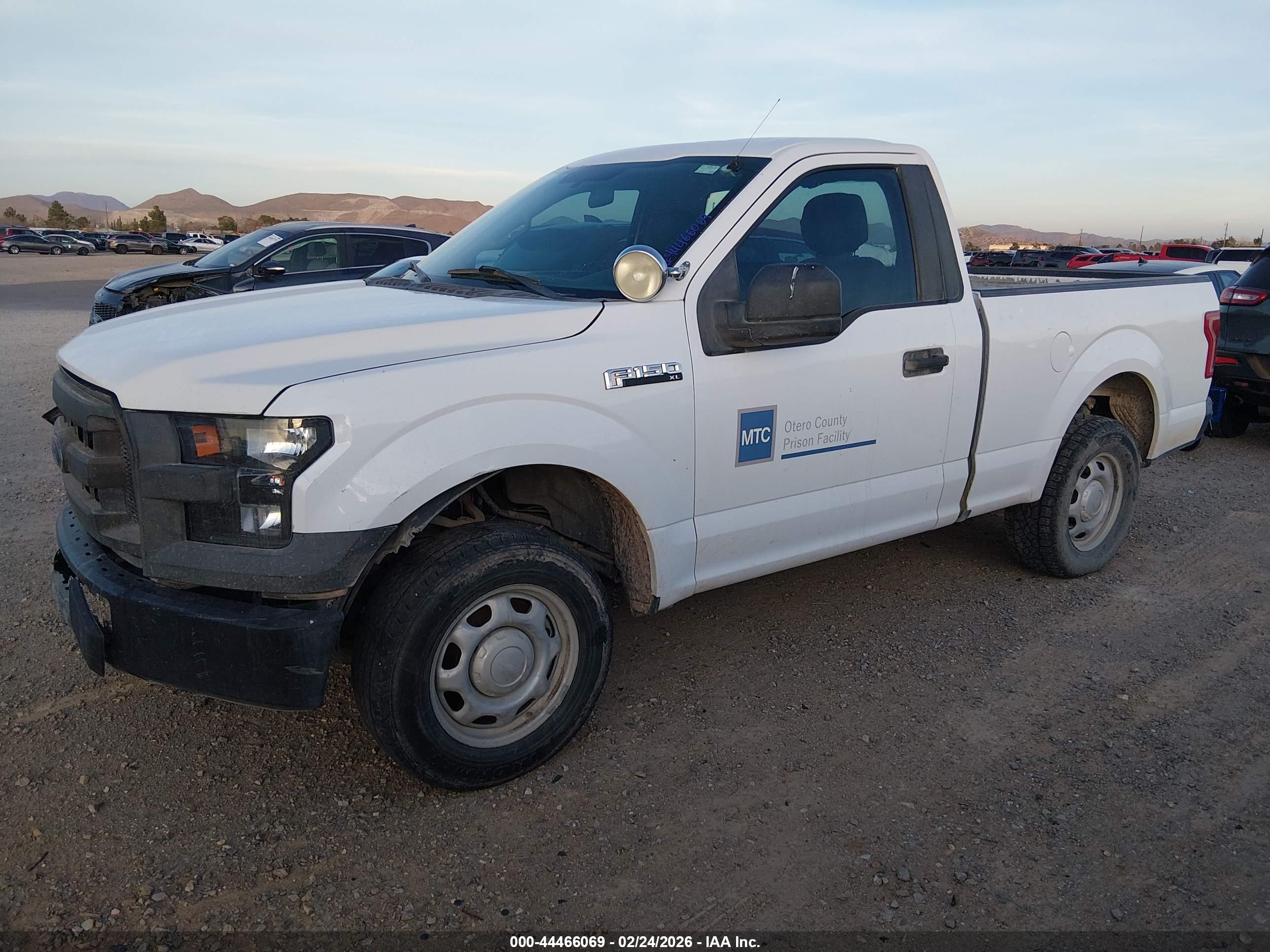 FORD F-150 image 2