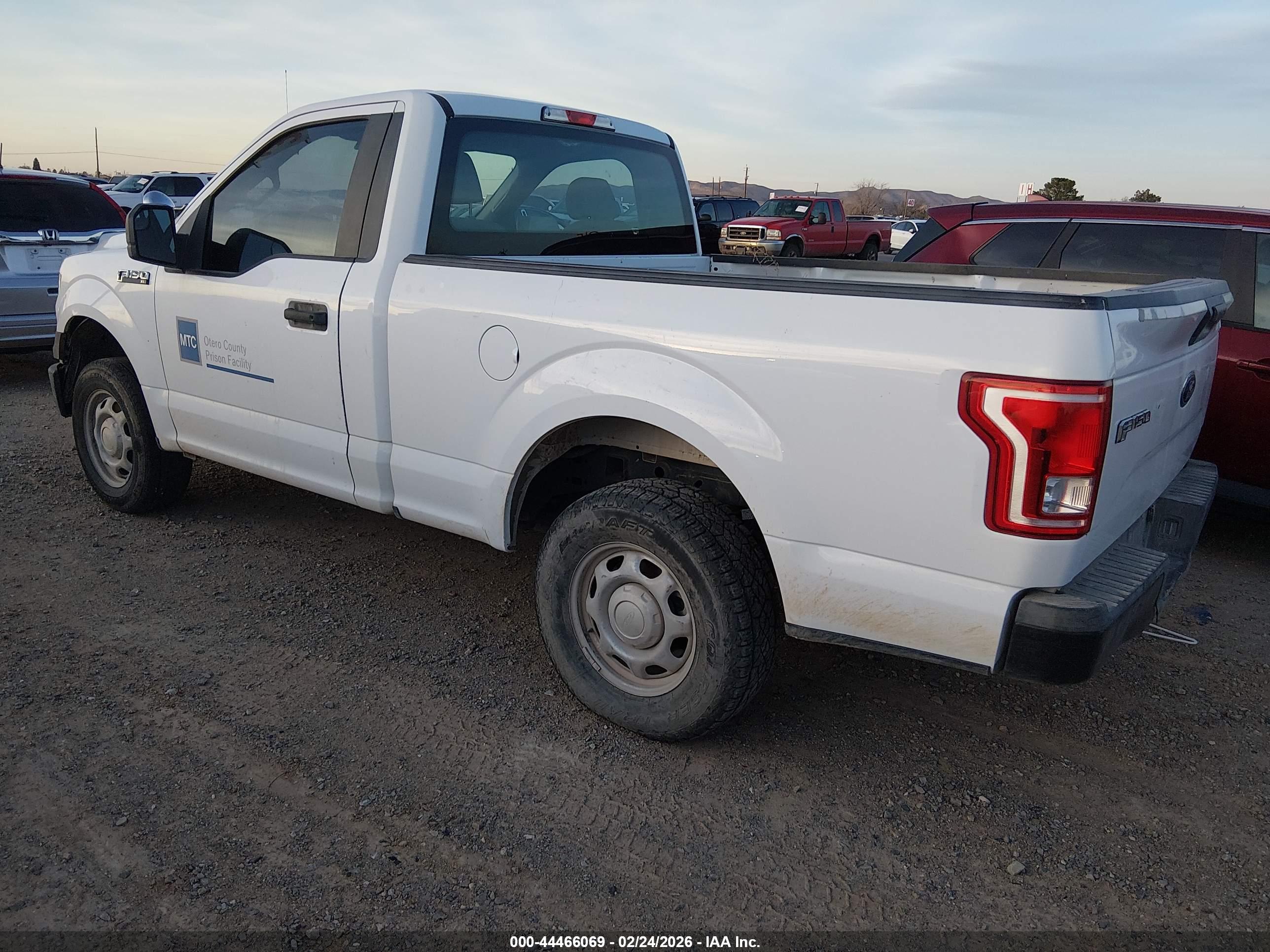 FORD F-150 image 3