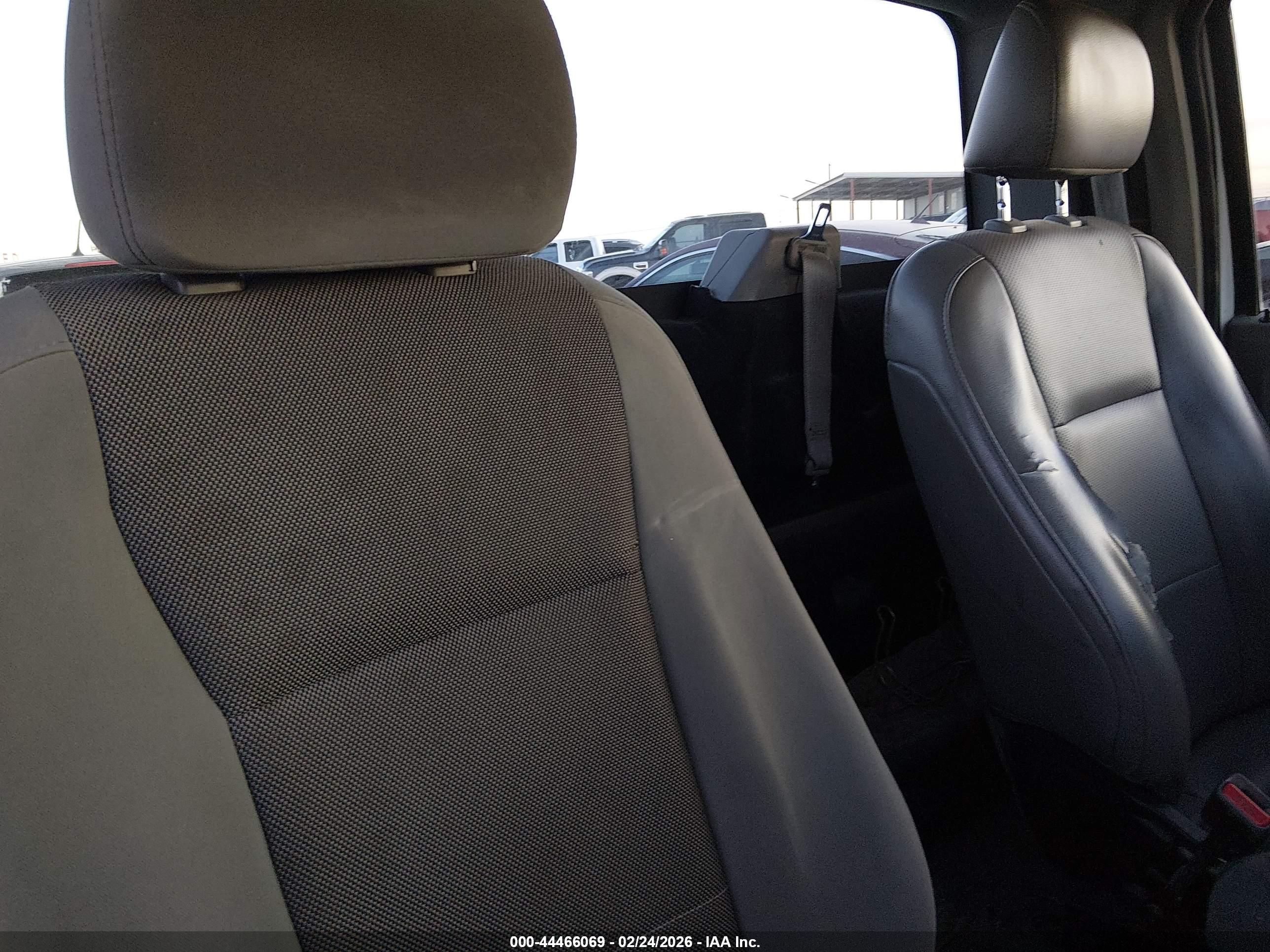 FORD F-150 image 8