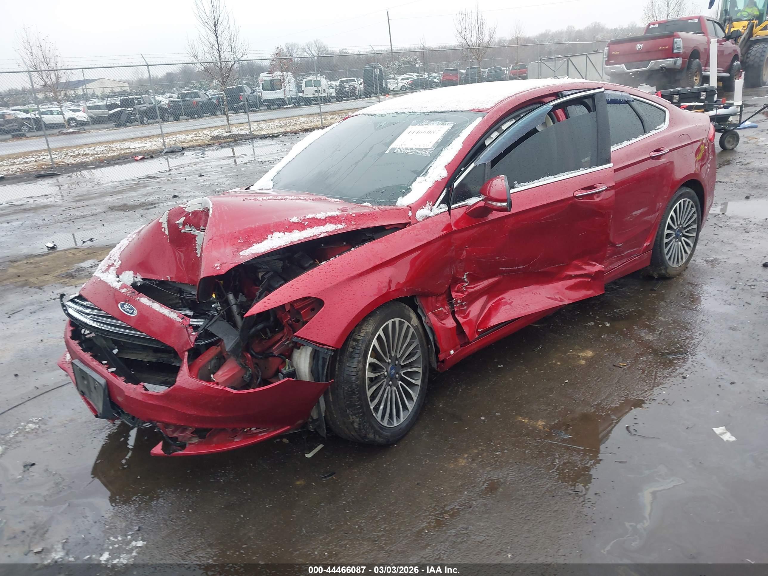 FORD FUSION image 2