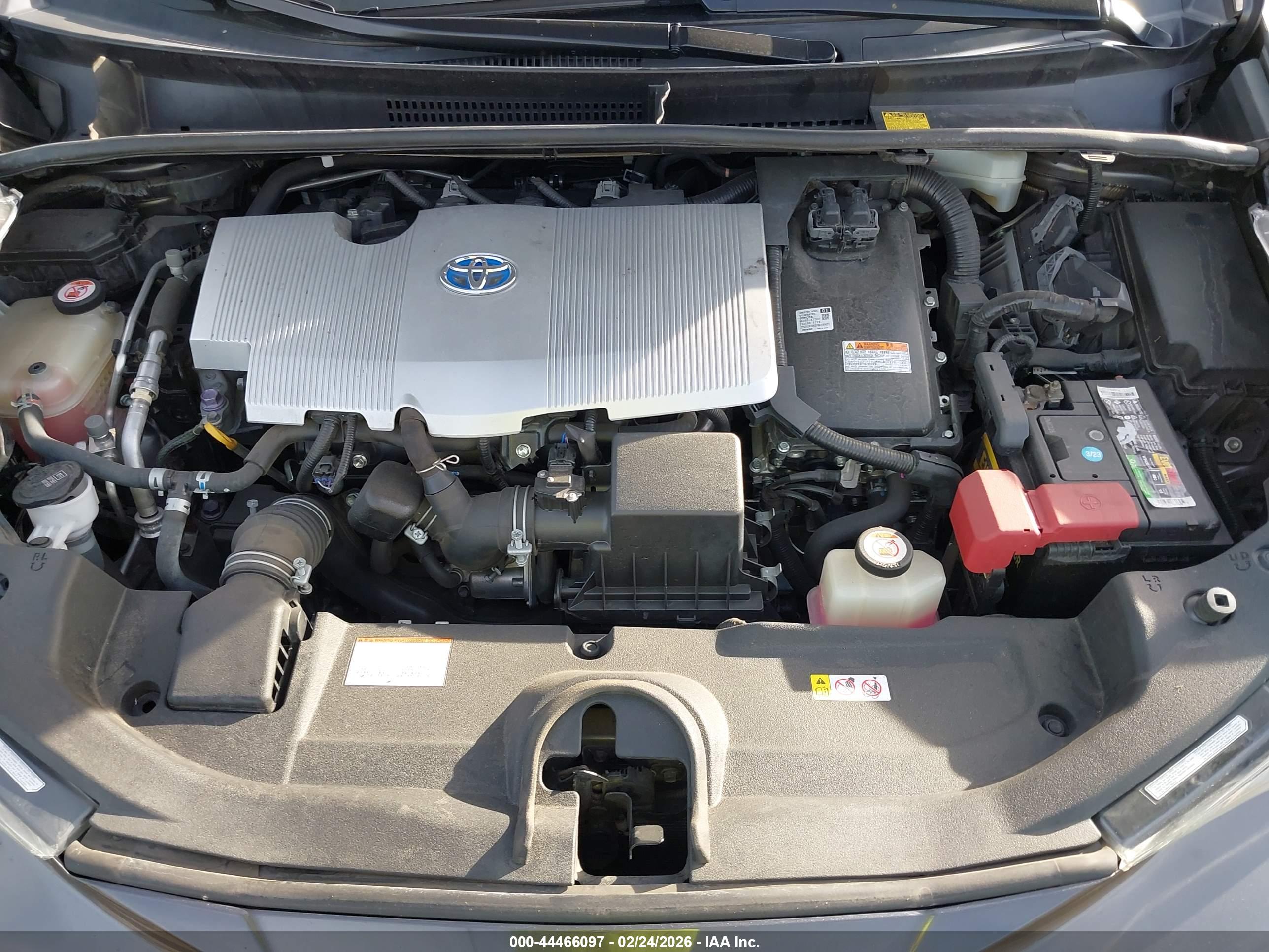 TOYOTA PRIUS image 10