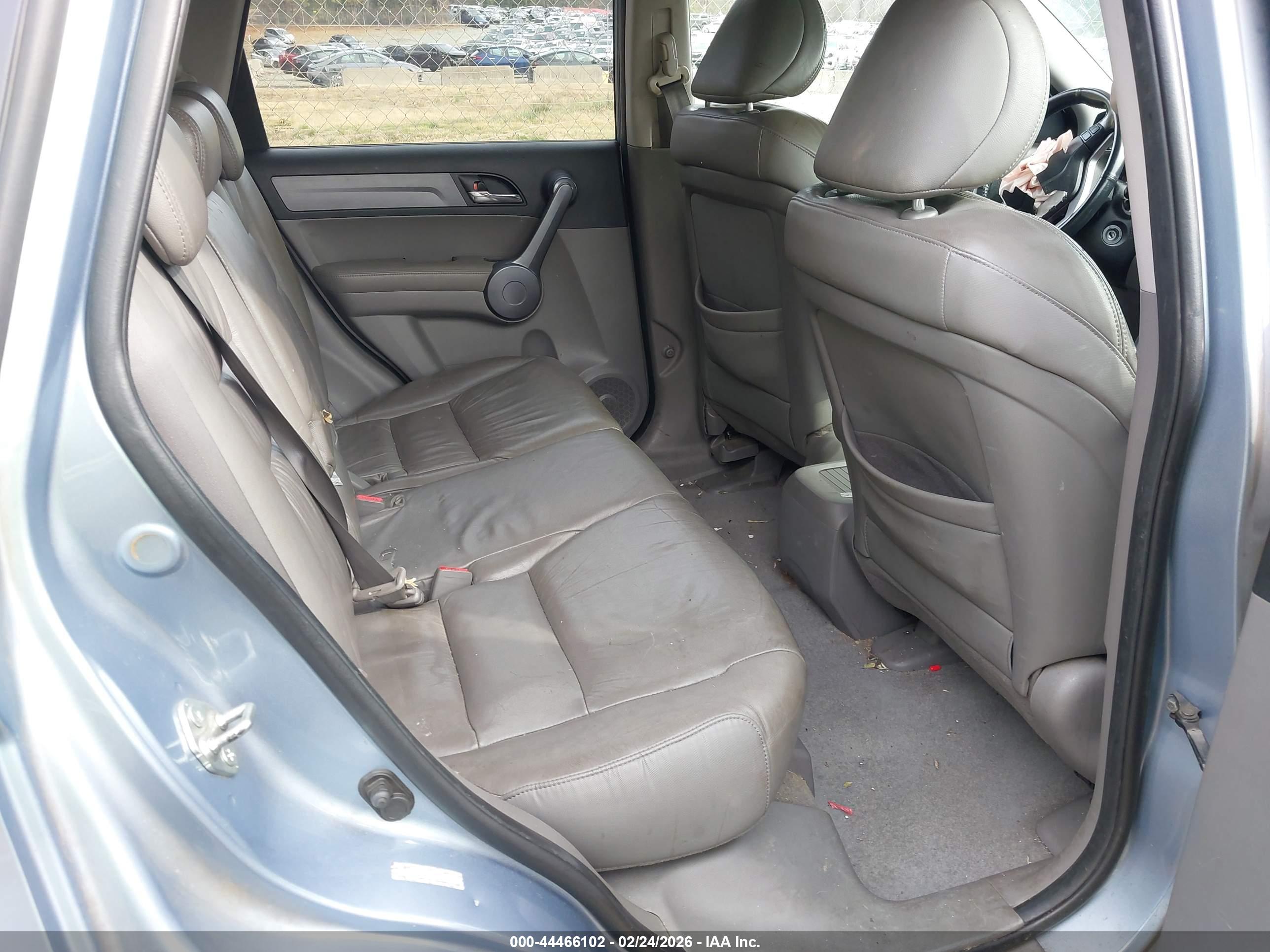 HONDA CR-V image 8