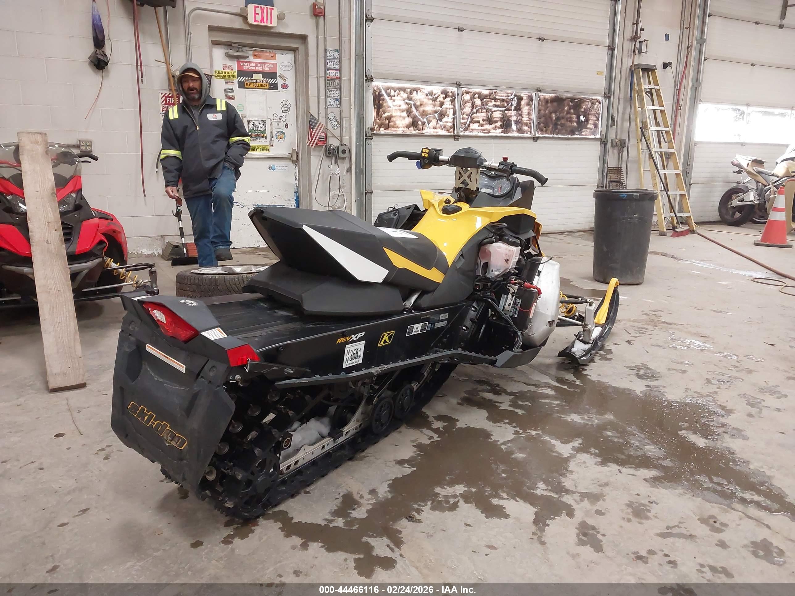 SKI DOO image 4
