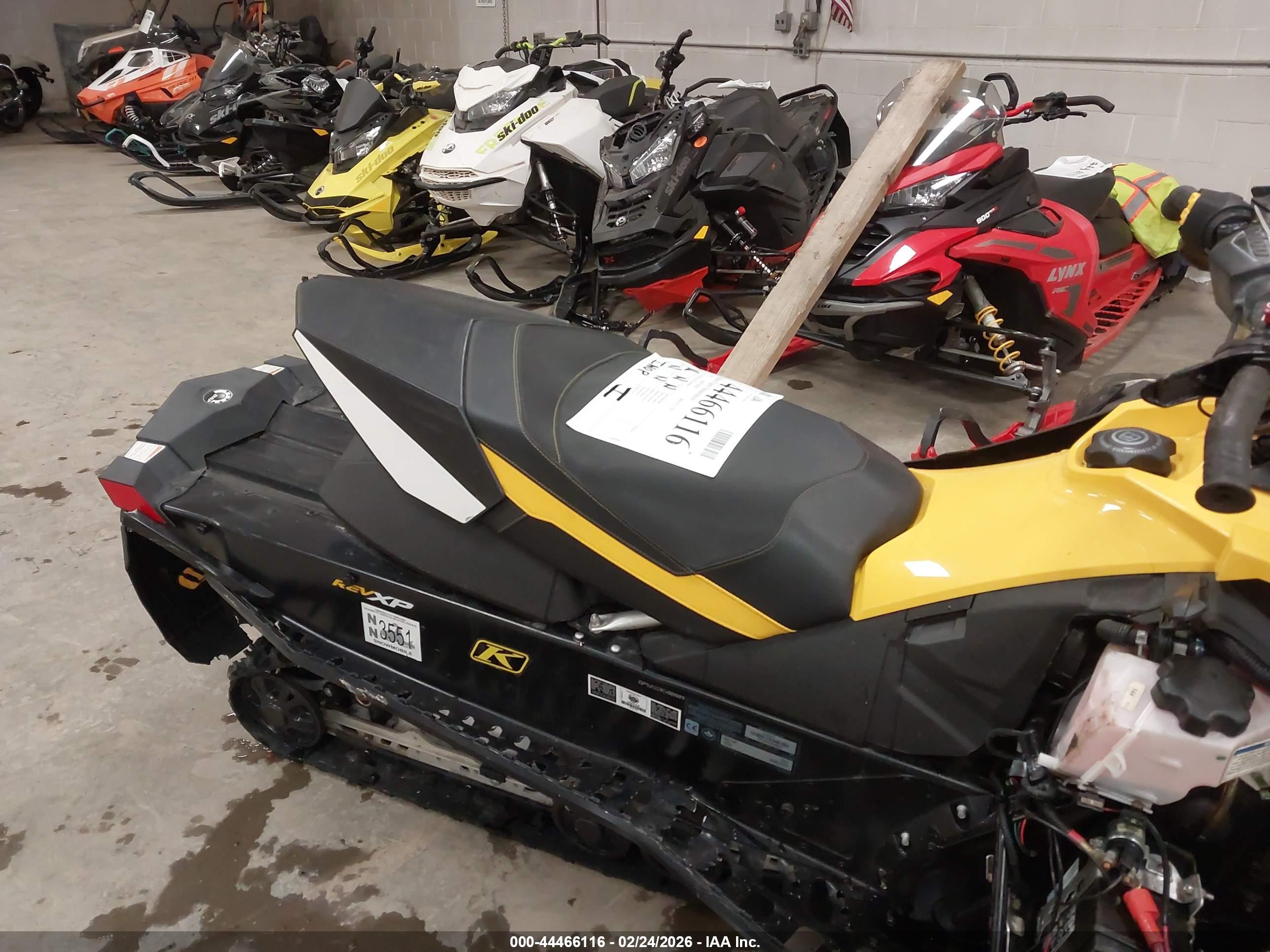 SKI DOO image 8