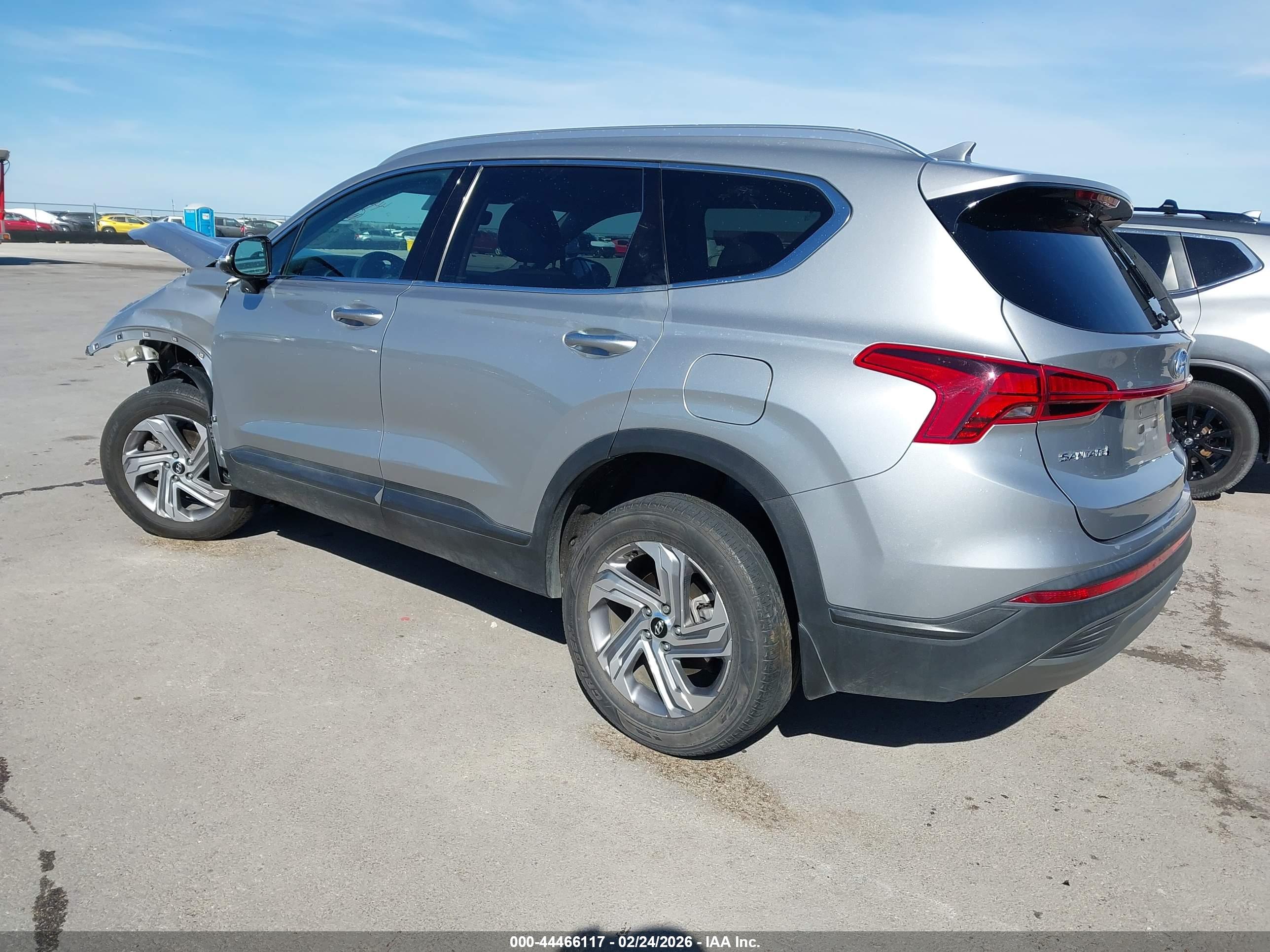 HYUNDAI SANTA image 3