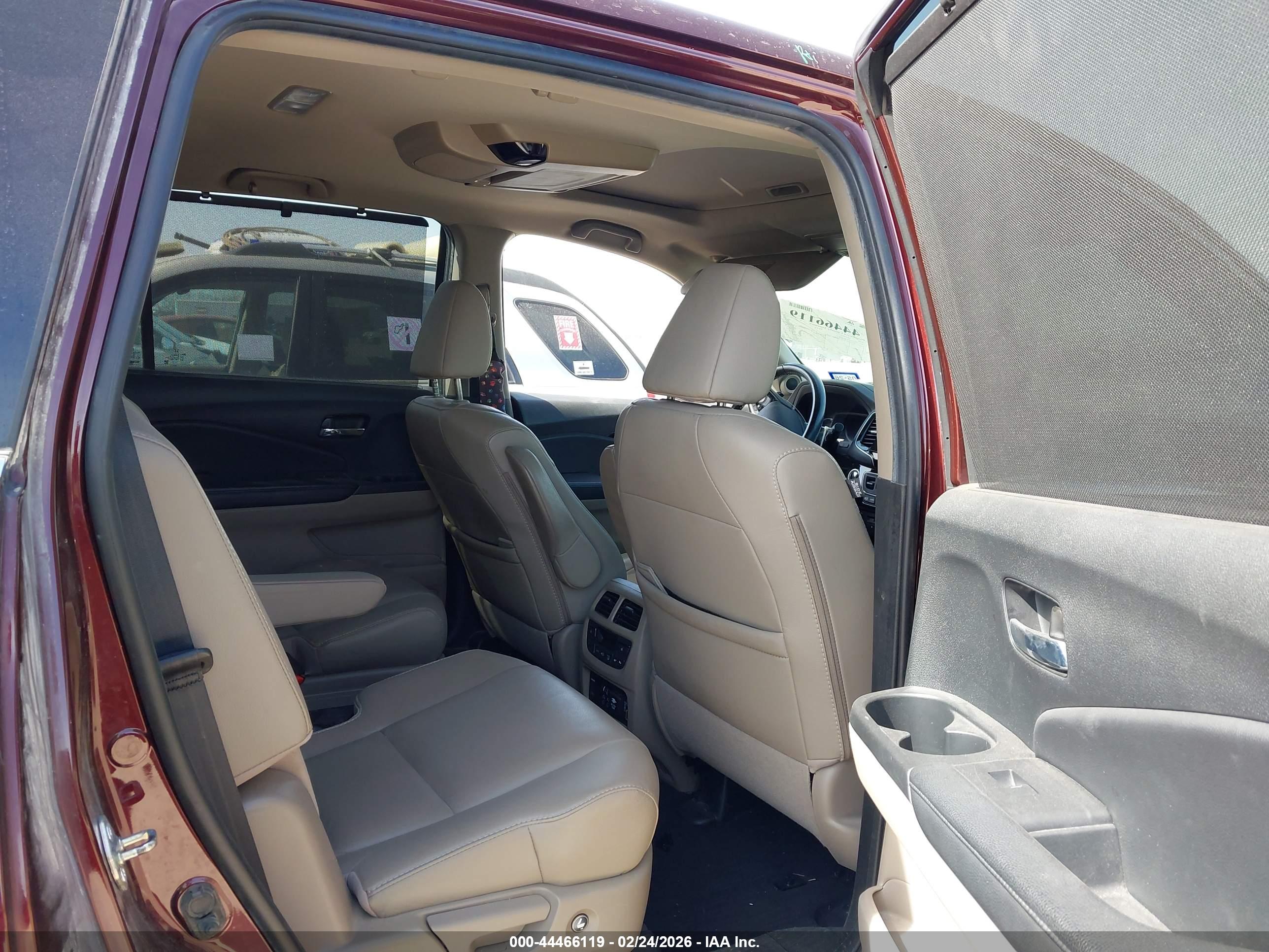 HONDA PILOT image 8