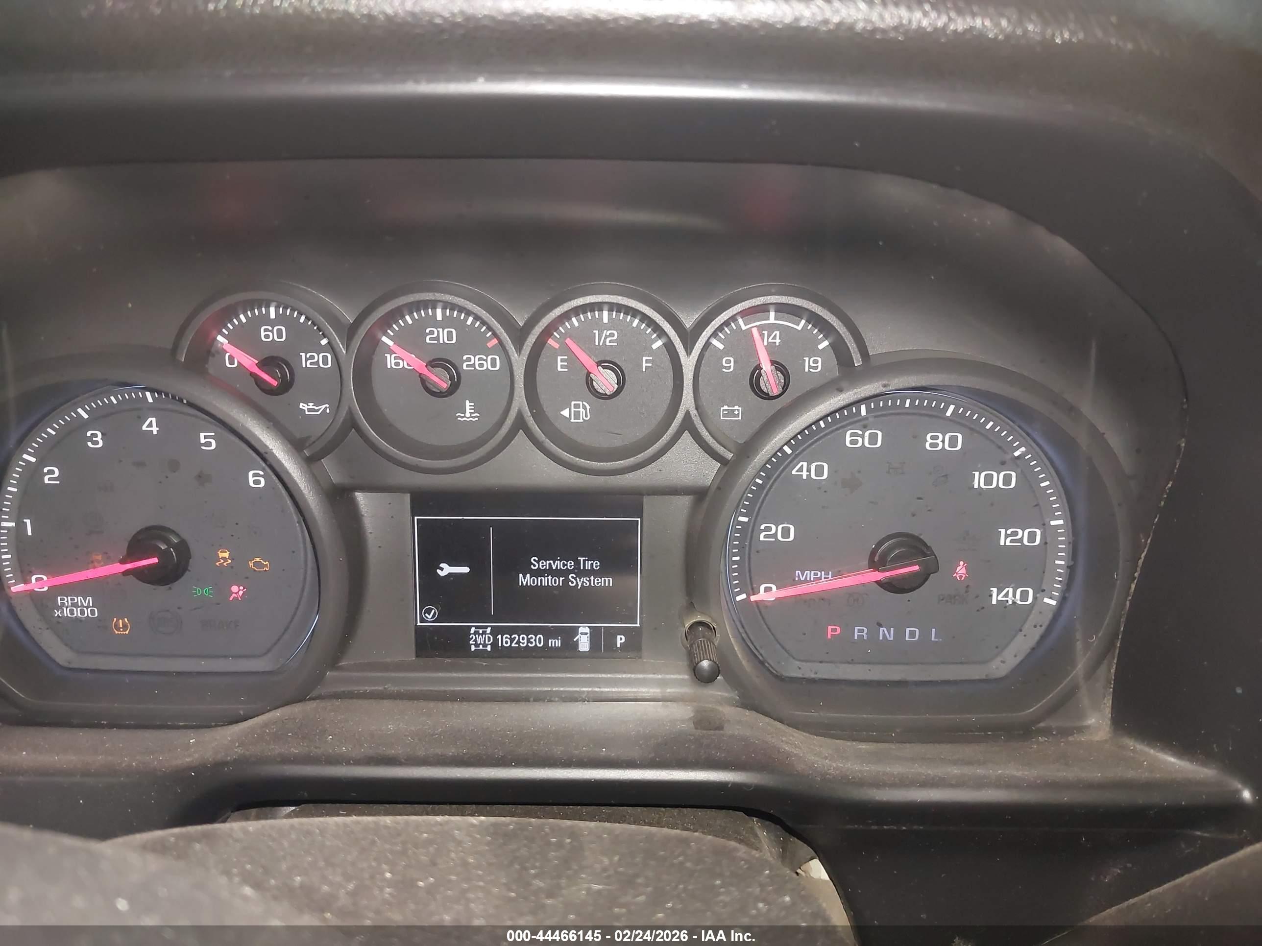 CHEVROLET SILVERADO image 6