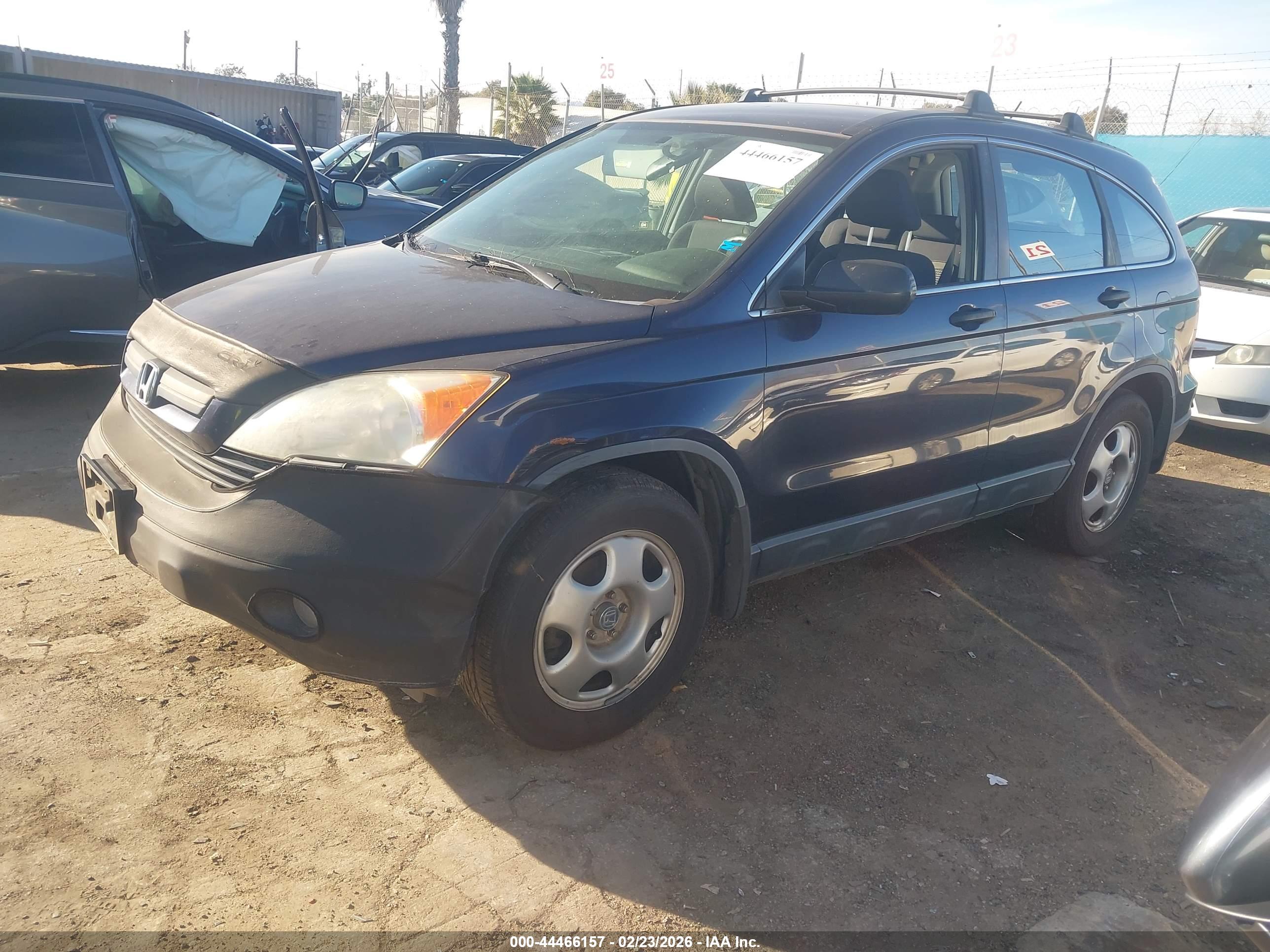 HONDA CR-V image 2